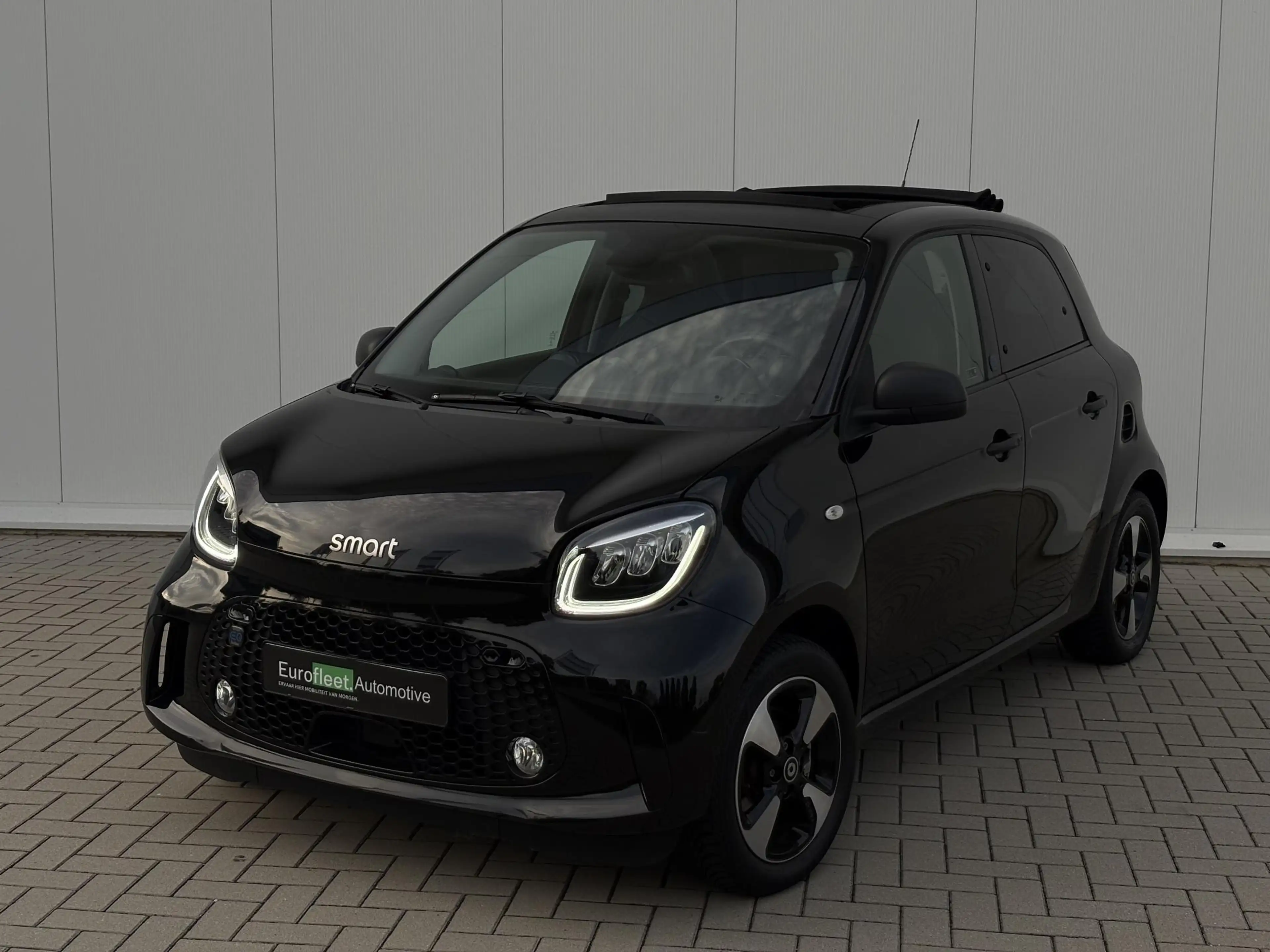 smart forFour EQ 18 kWh | CABRIO | JBL Audio | nieuw model | 4x — photo 2