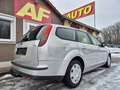Ford Focus Kombi Traveller Trend 1,6 TDCi Silber - thumbnail 6