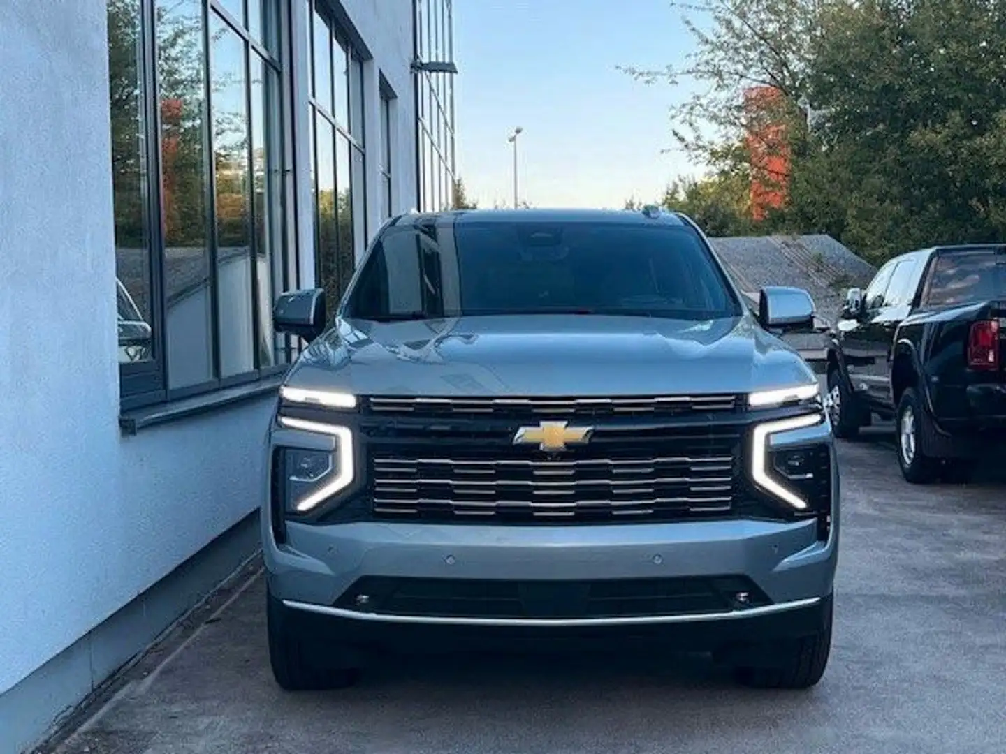 Chevrolet Tahoe High Country 6.2l V8 24" MY25 Gris - 2