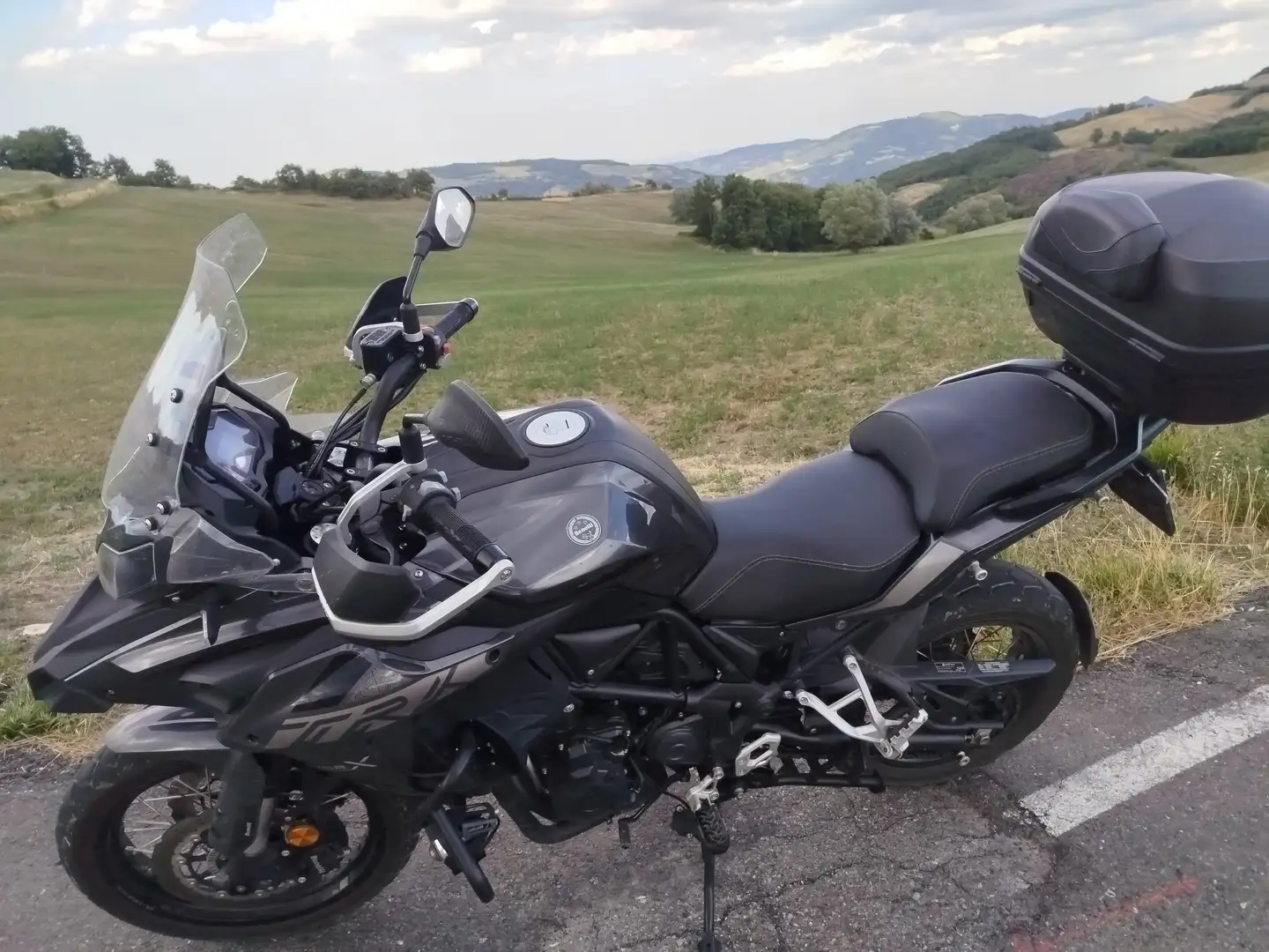 Benelli TRK 502 X Gri - 2