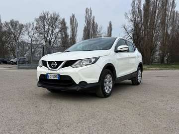Qashqai II 2014 1.2 dig-t Visia 115cv E6