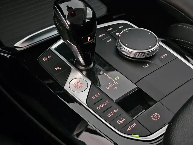 BMW X3 view 13
