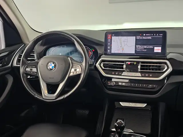 BMW X3 view 9
