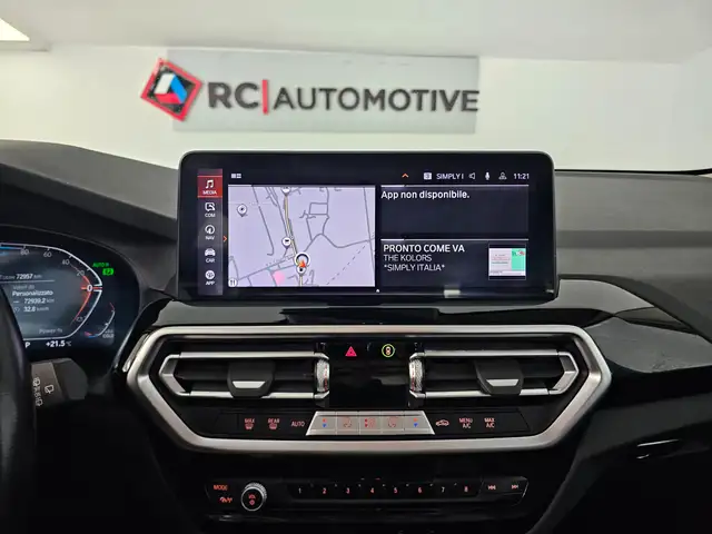 BMW X3 view 11