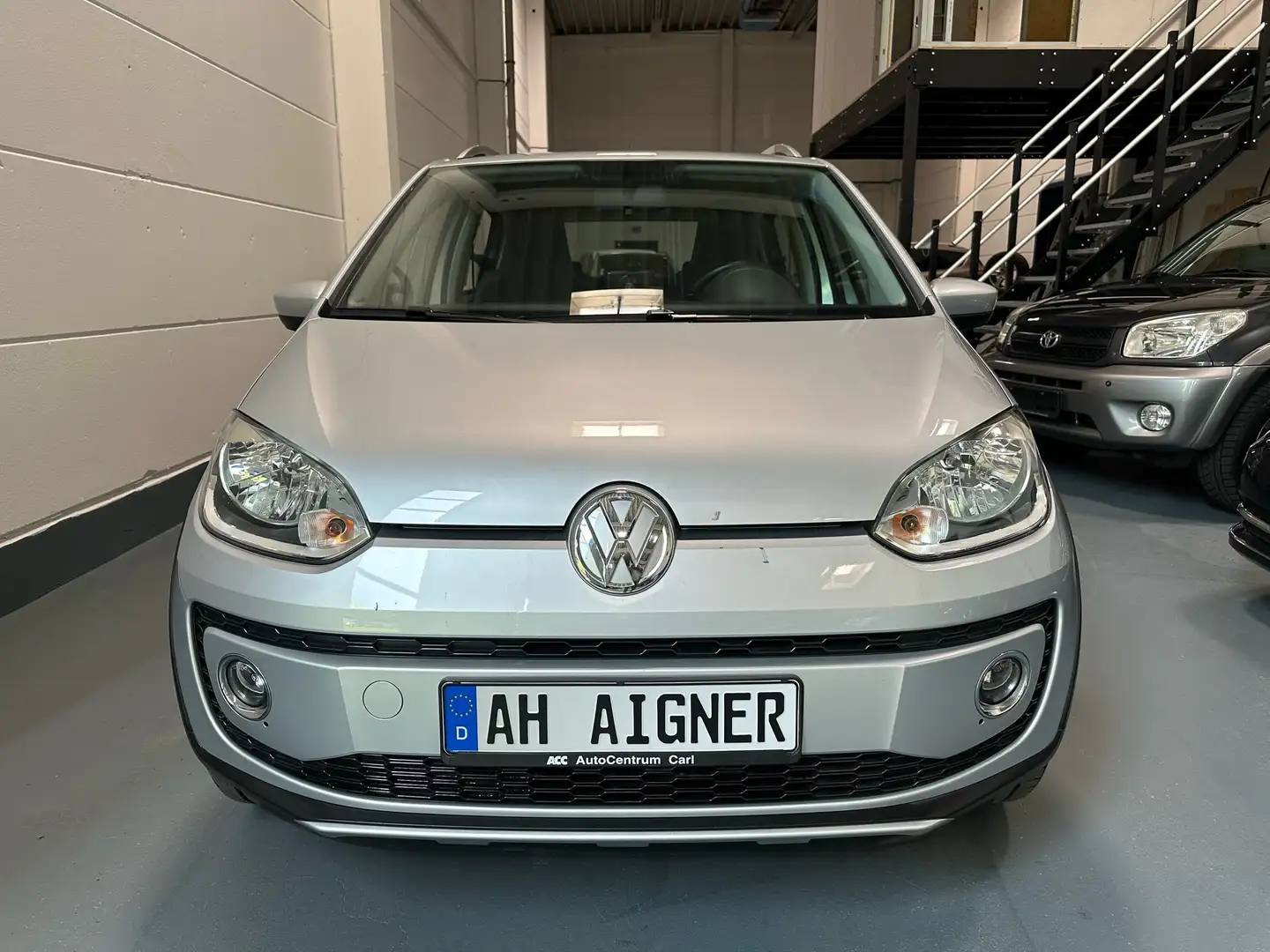 Volkswagen up! 1.0 Cross Navi*Klima*Sitzheizung*Scheckheft Gris - 2