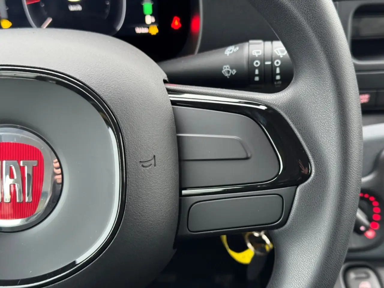 Fiat Panda Pop+KLIMA+PDC+ASSISTENTEN+DIGITACHO+ISOFIX+ 18