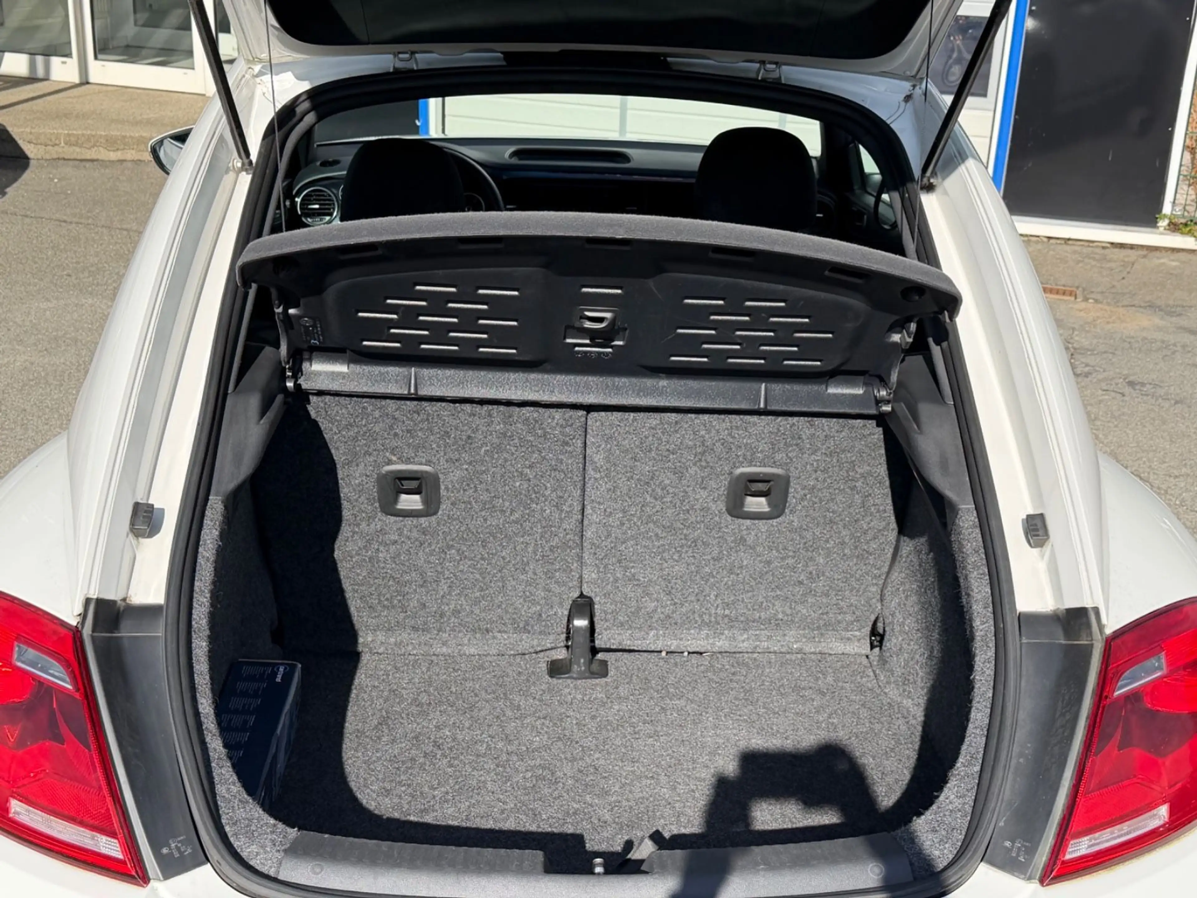 Volkswagen Beetle 1.2 TSI Lim. Basis (Sitzheiz.-Klima-Temp) — photo 15