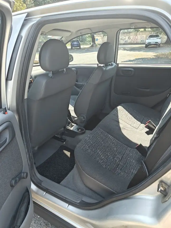 Opel Corsa 5p 1.2 Comfort, foto 6