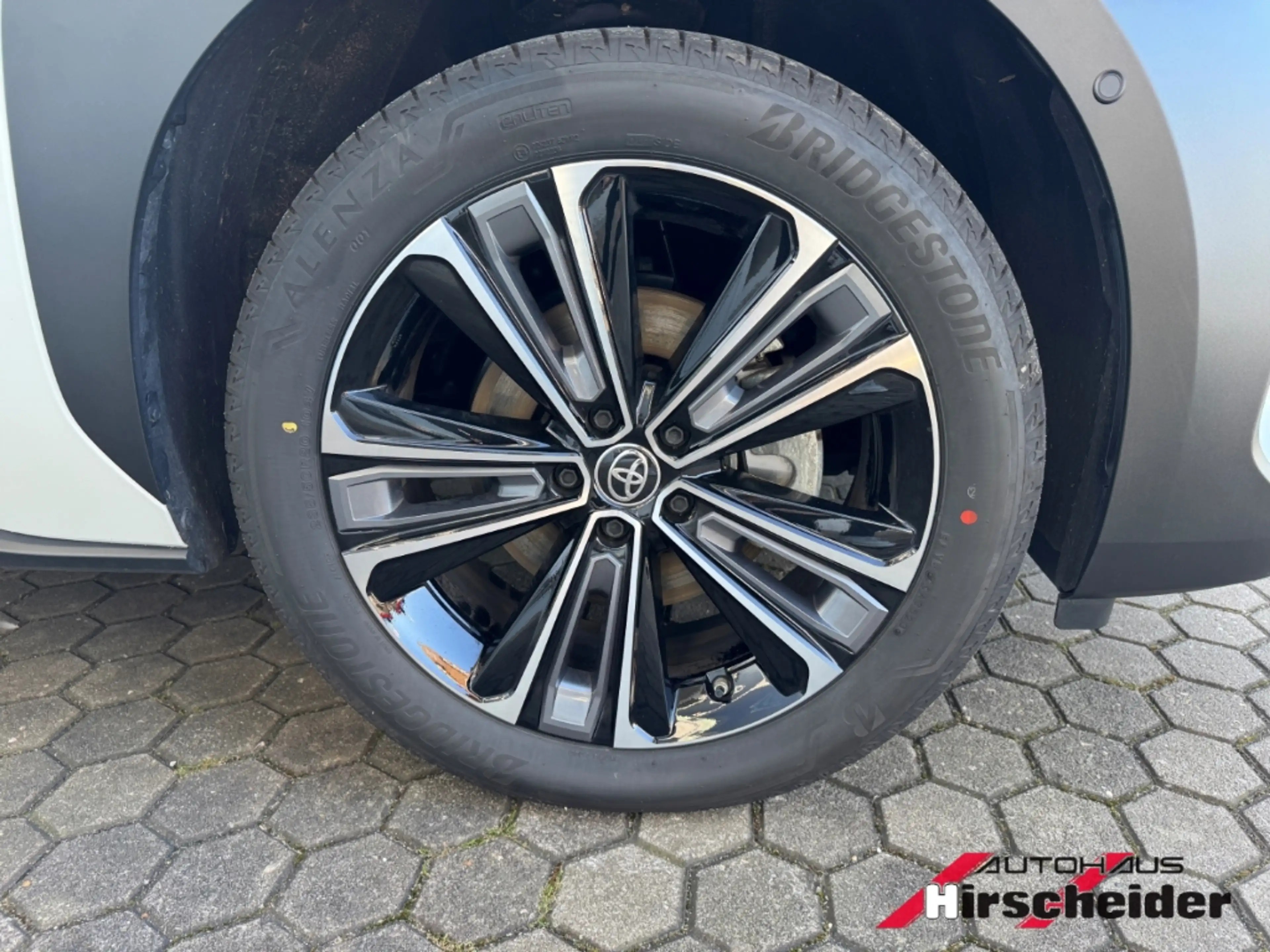 Toyota bZ4X Comfort-und Technik-Paket*JBL-Sound* — photo 6