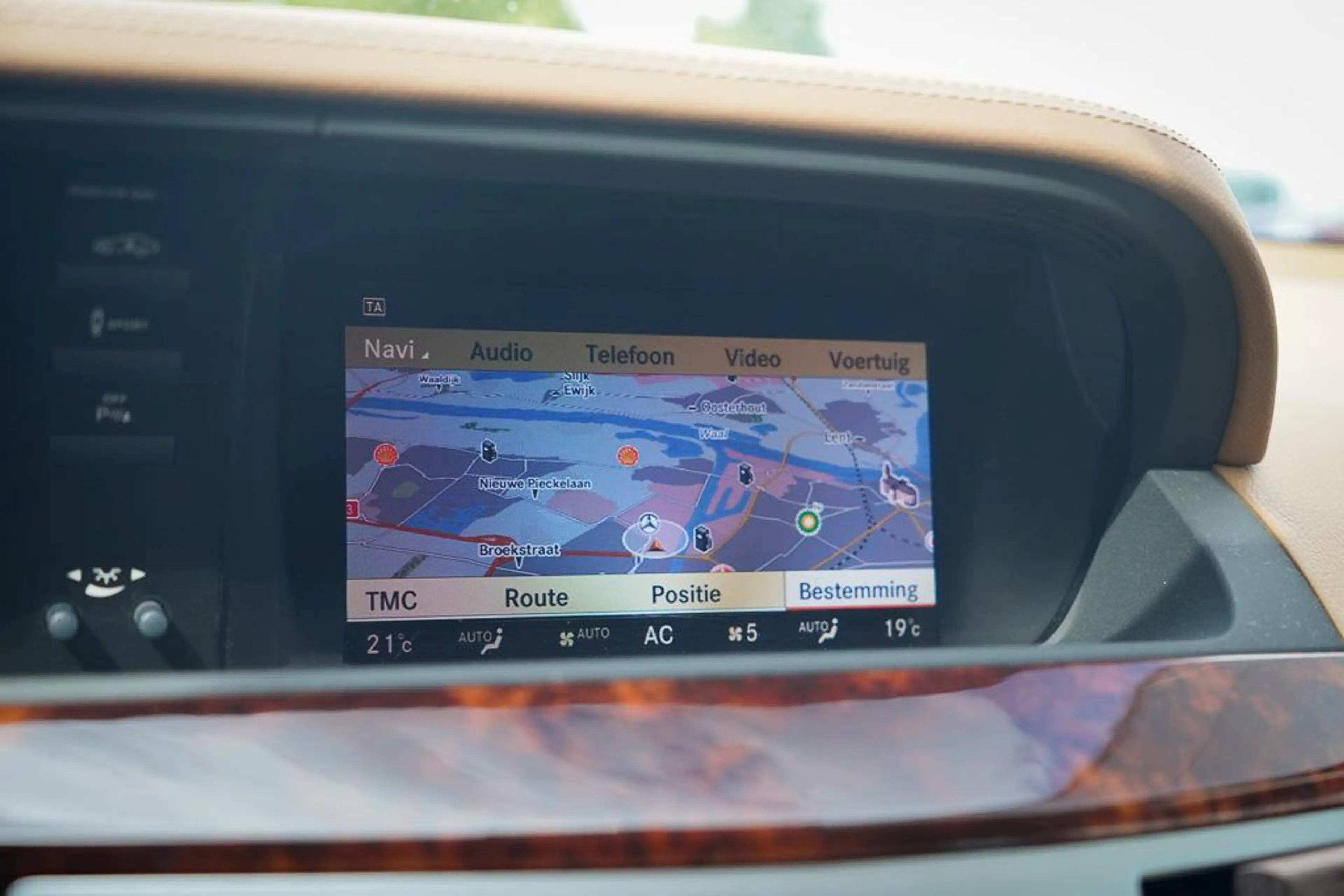 Mercedes-Benz S 400 HYBRID Prestige Plus — photo 20