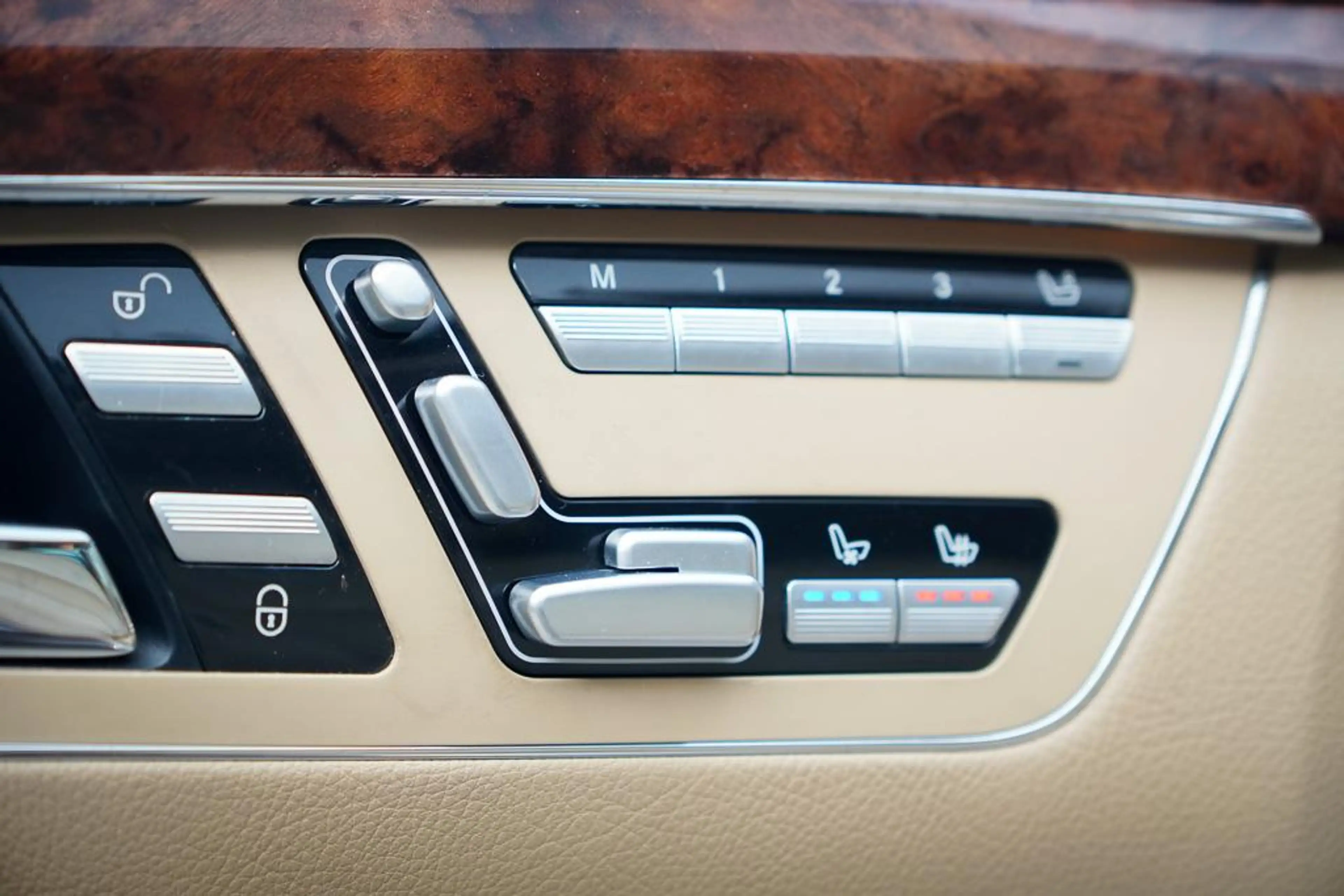 Mercedes-Benz S 400 HYBRID Prestige Plus — photo 43