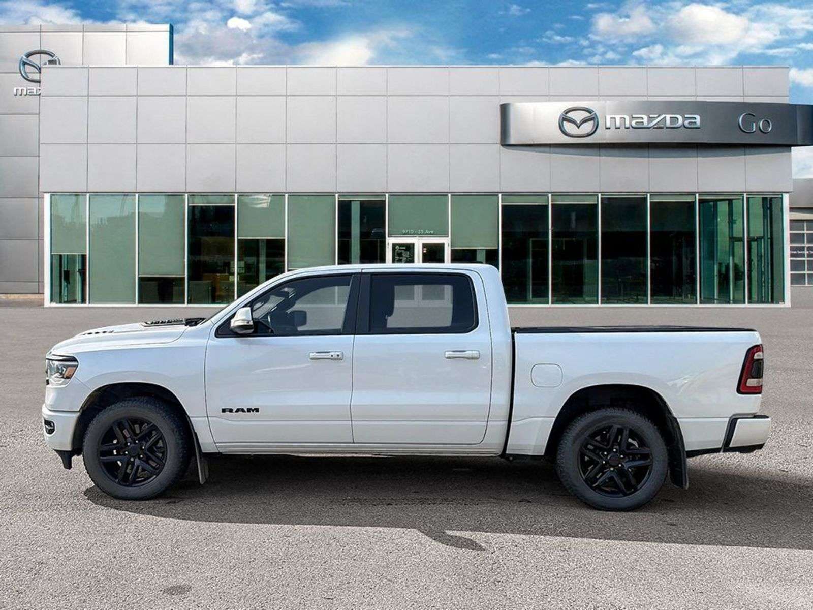 2022 RAM 1500 Sport/Rebel Level 2 pkg/Night Edition/5.7L/Sport H — снимка 1