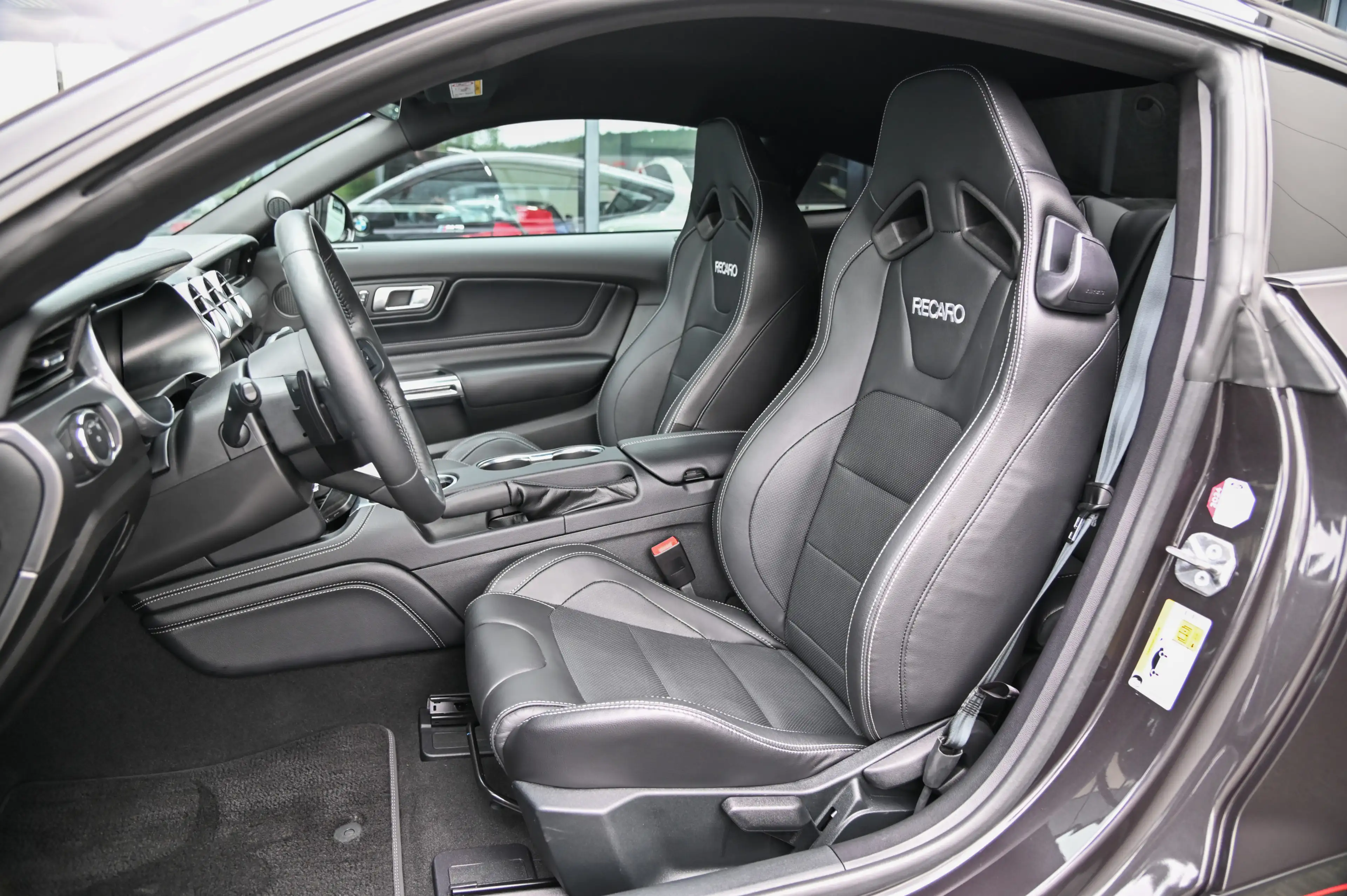 Ford Mustang 5.0 V8 Mach 1 Schalensitze* MagneRide* — photo 11