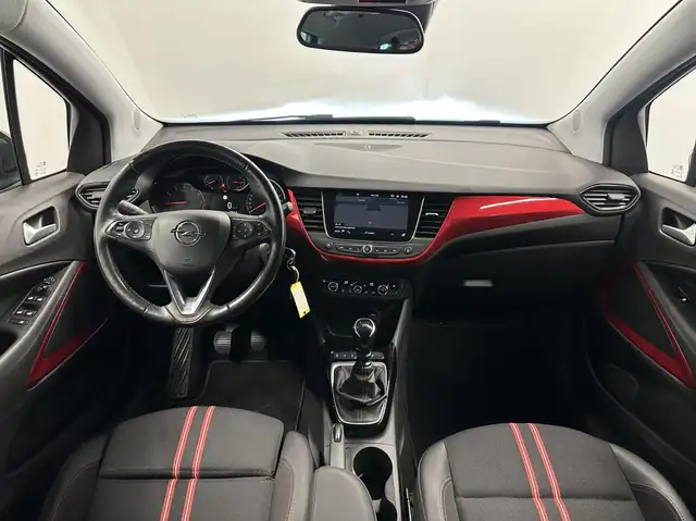 Opel Crossland view 2