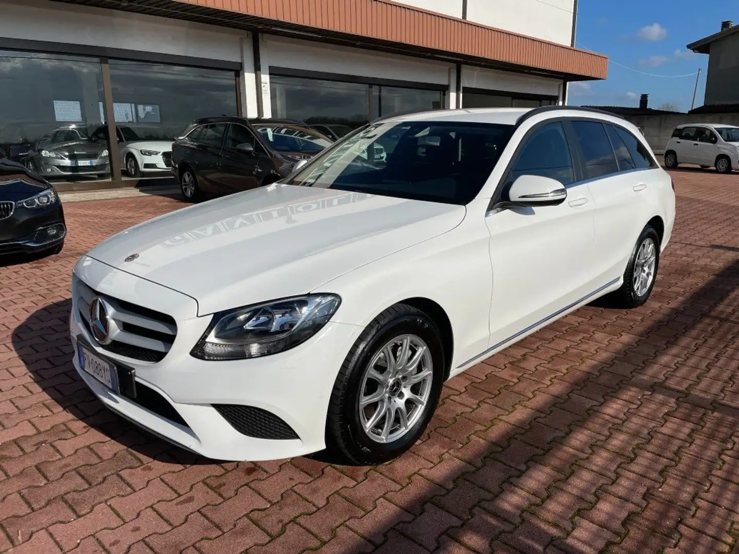 Mercedes-Benz C 220 C SW 220 d Business auto Weiß - 2