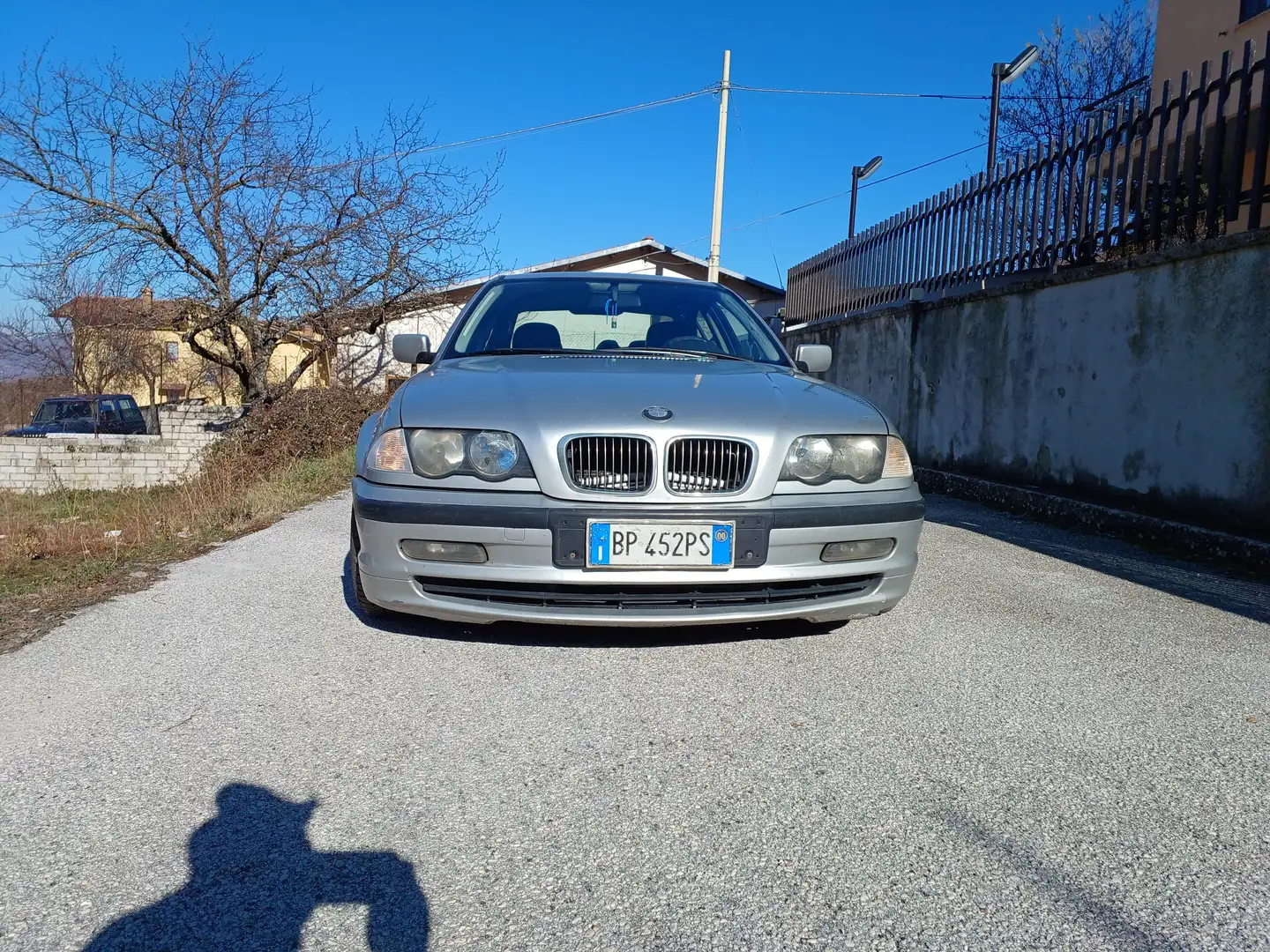 BMW 320 320d - 1