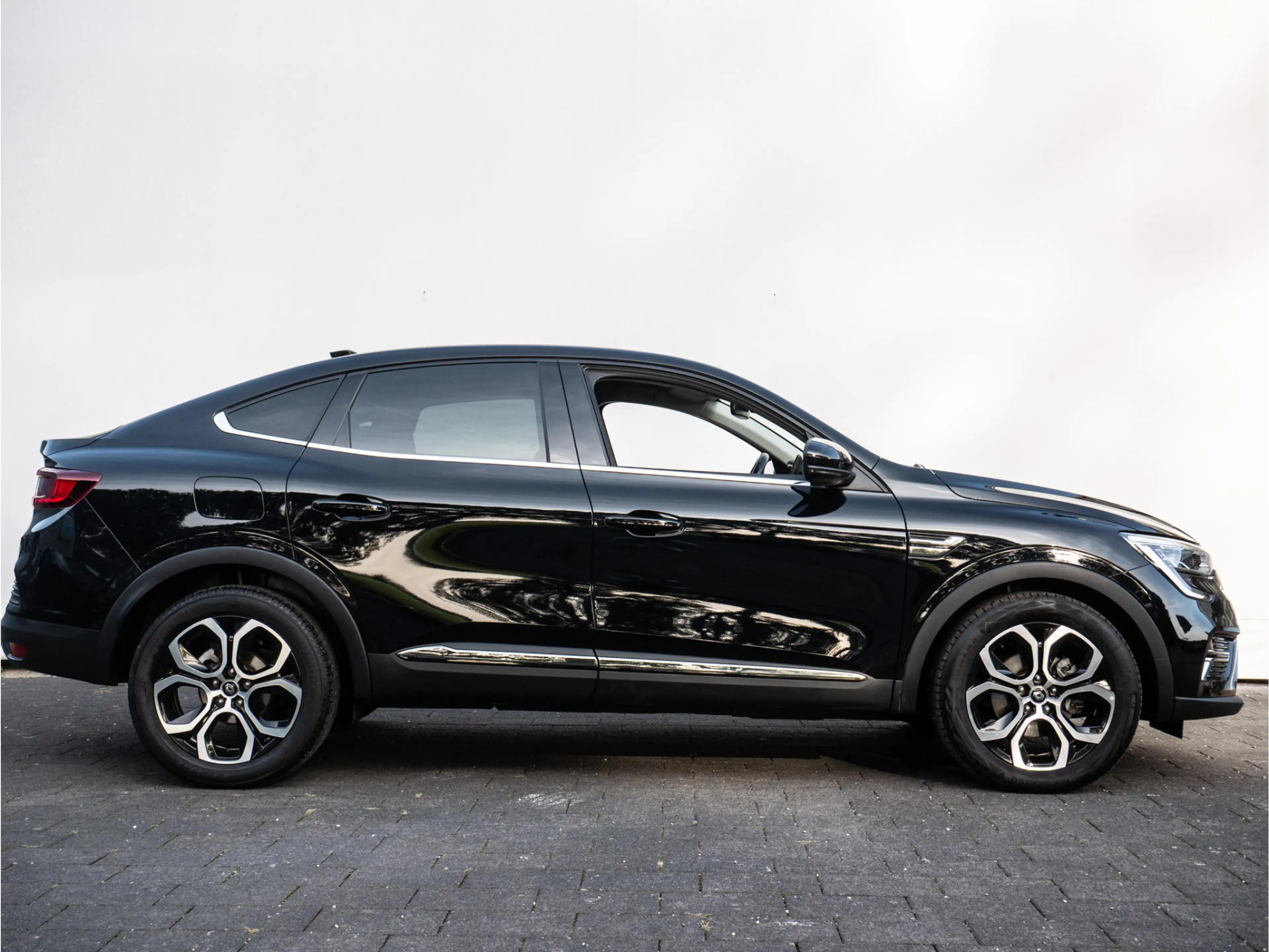 Renault Arkana 1.6 E-Tech Hybrid 145 Intens Camera/ Navigatie/ Ca — photo 9