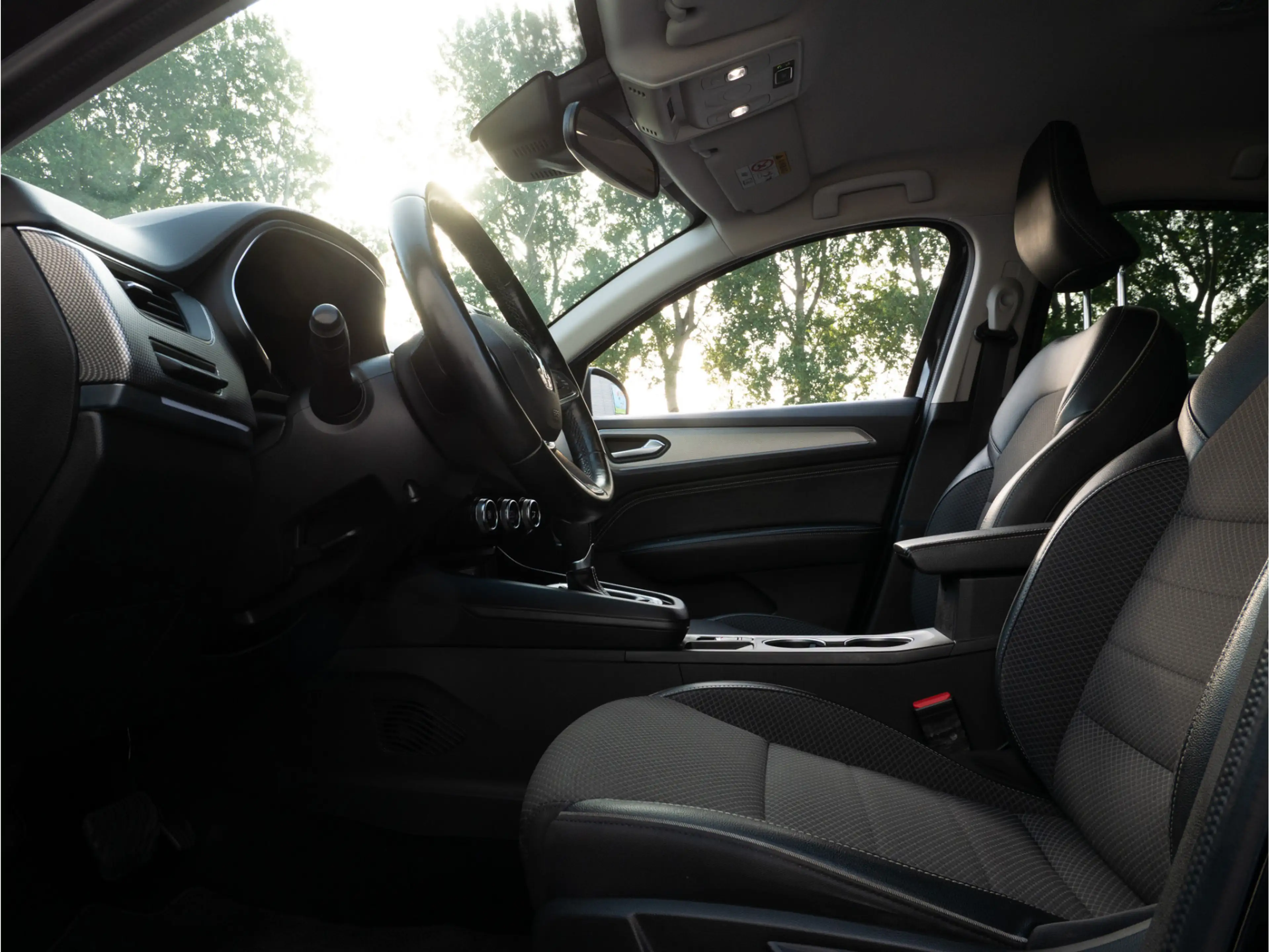 Renault Arkana 1.6 E-Tech Hybrid 145 Intens Camera/ Navigatie/ Ca — photo 12