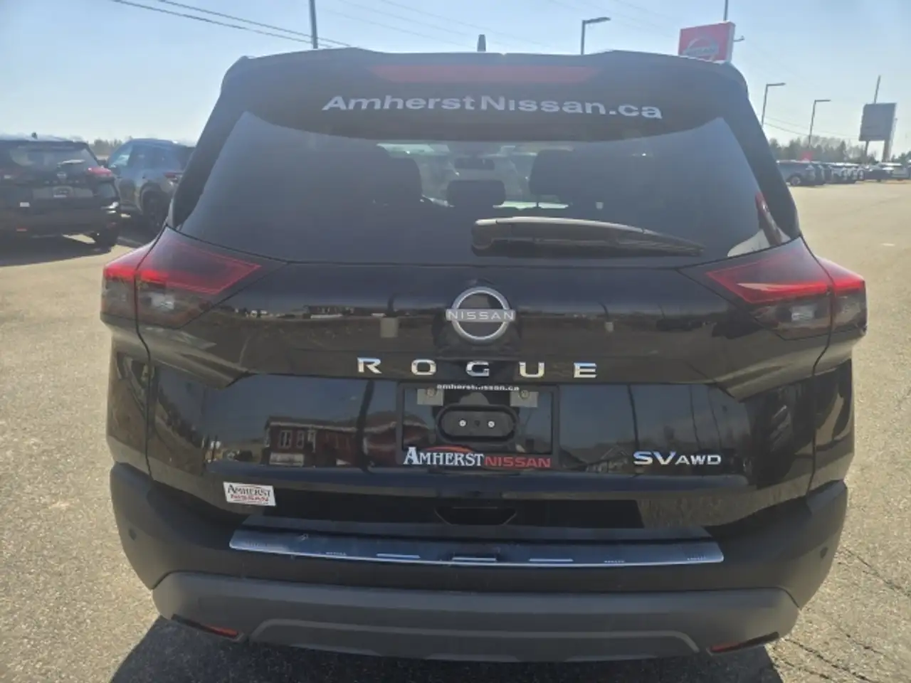 Nissan Rogue снимка Nissan Rogue