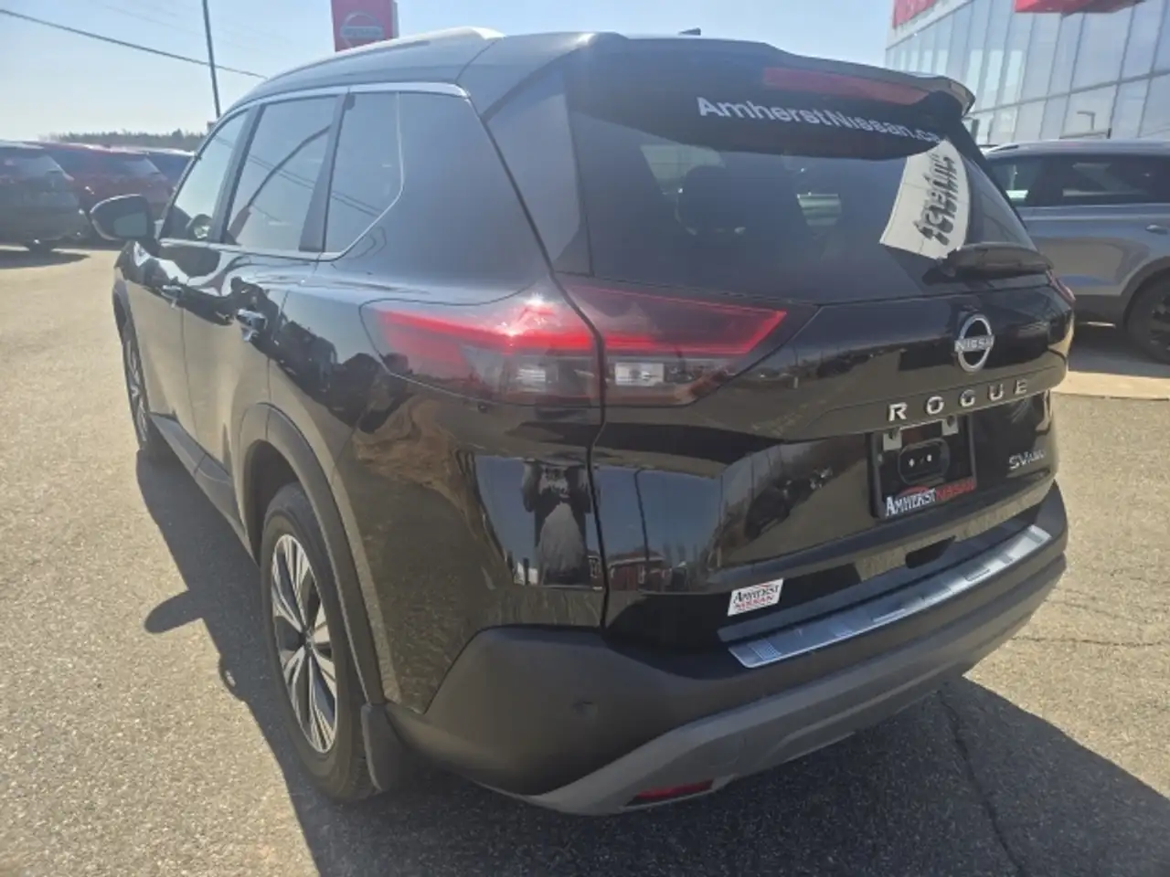 Nissan Rogue снимка Nissan Rogue