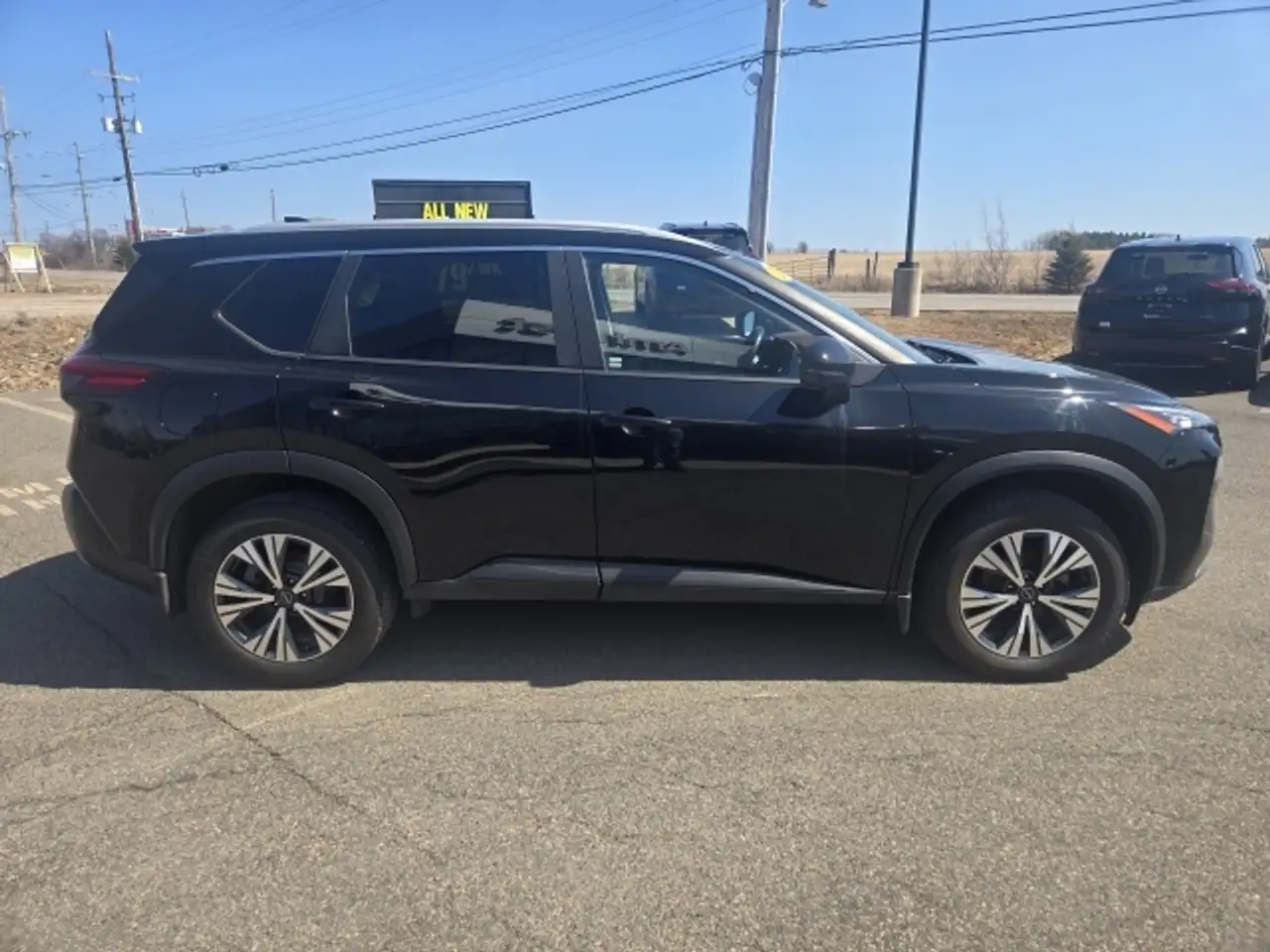 Nissan Rogue снимка Nissan Rogue