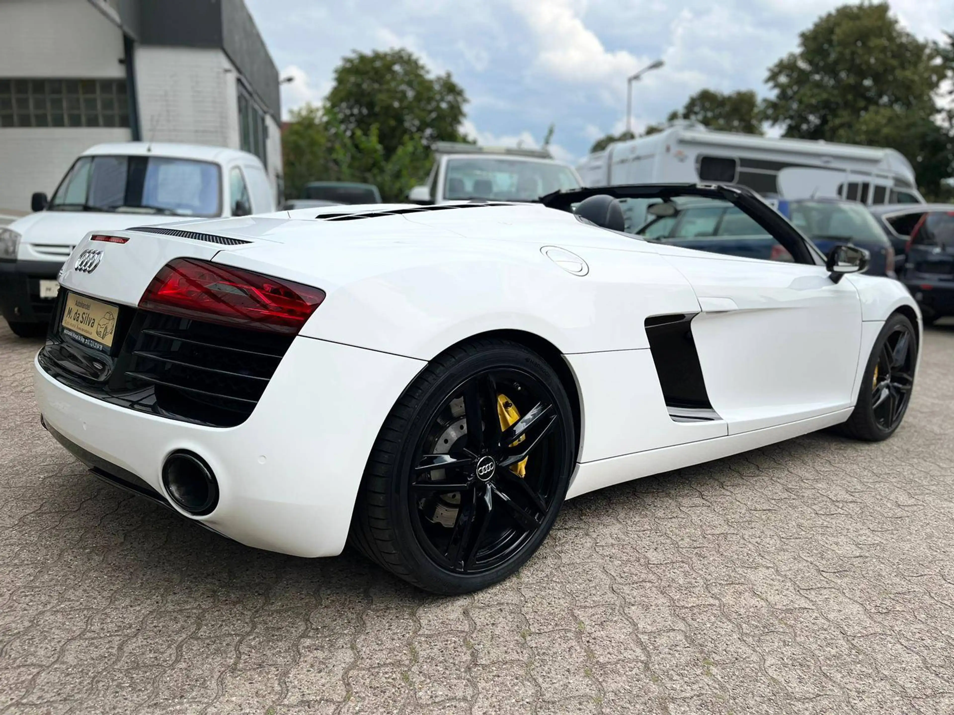 Audi R8 Spyder 4.2 FSI S-tronic quattro *B&O*Leder*LED* — photo 12
