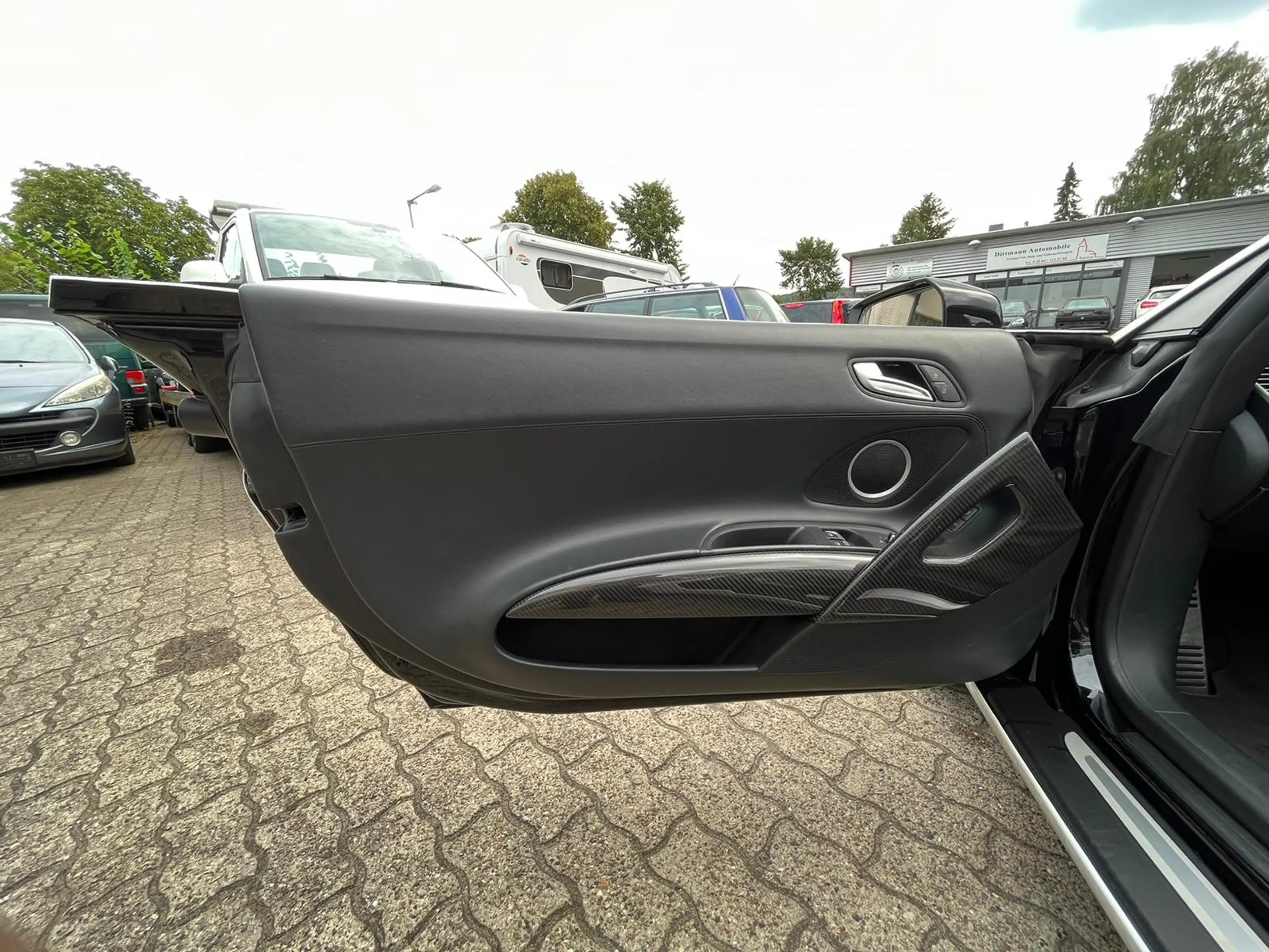 Audi R8 Spyder 4.2 FSI S-tronic quattro *B&O*Leder*LED* — photo 11