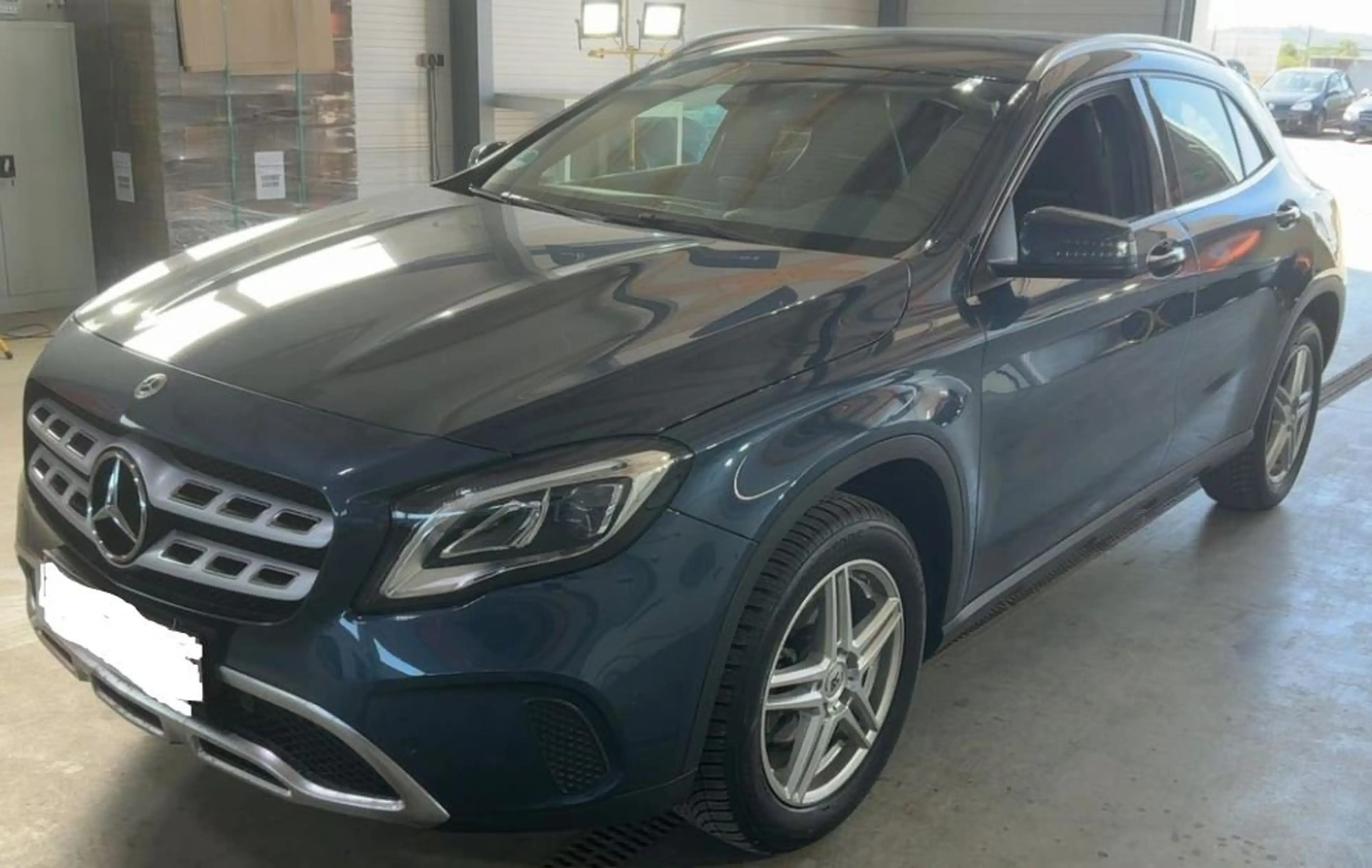Mercedes-Benz GLA 180 GLA 180 Aut.