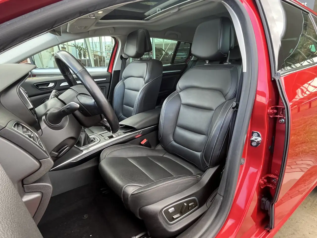 Renault Megane Estate 1.3 TCe 140PK Business Edition One / Trekha, миниатюра 13