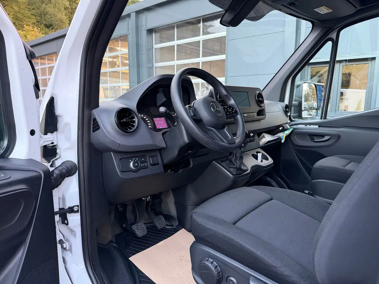 2021 Mercedes-Benz Sprinter 314 CDI Verkaufswagen Koffer 3,5t, photograph 12