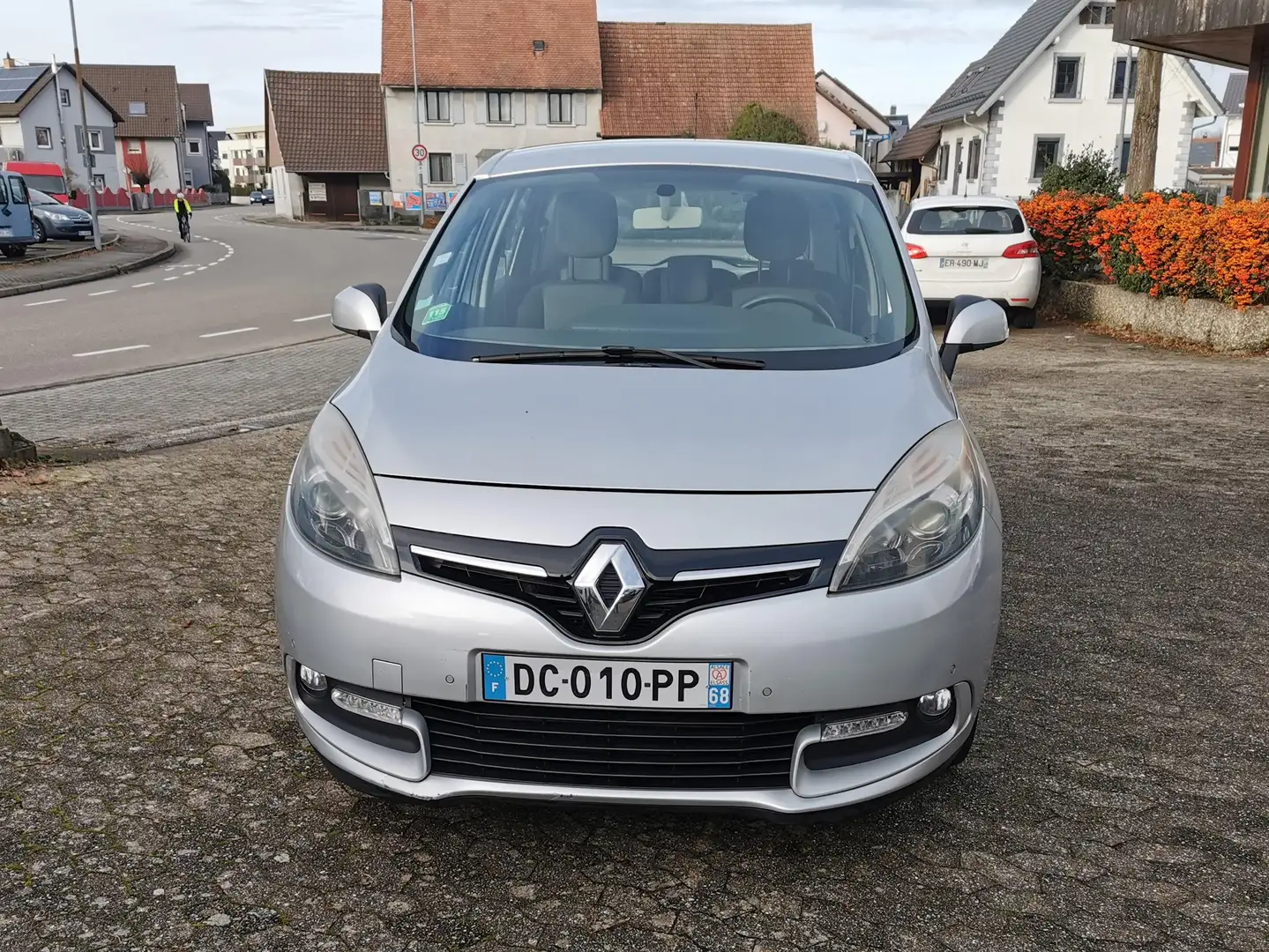 Renault Scenic 1.5 DCI 95 LIFE - 2