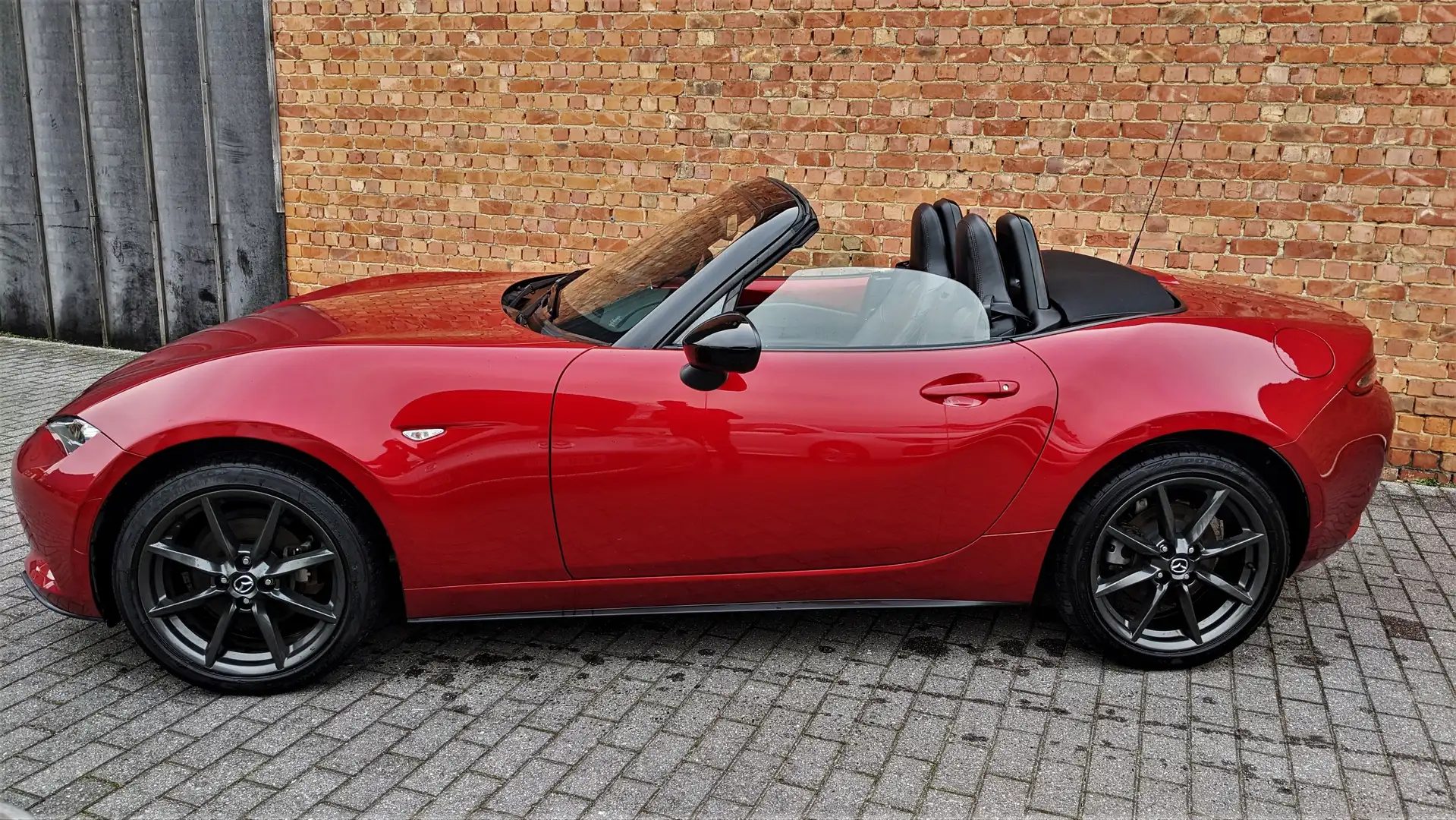 Mazda MX-5 2.0i Skyactiv-G Skycruise Rood - 2