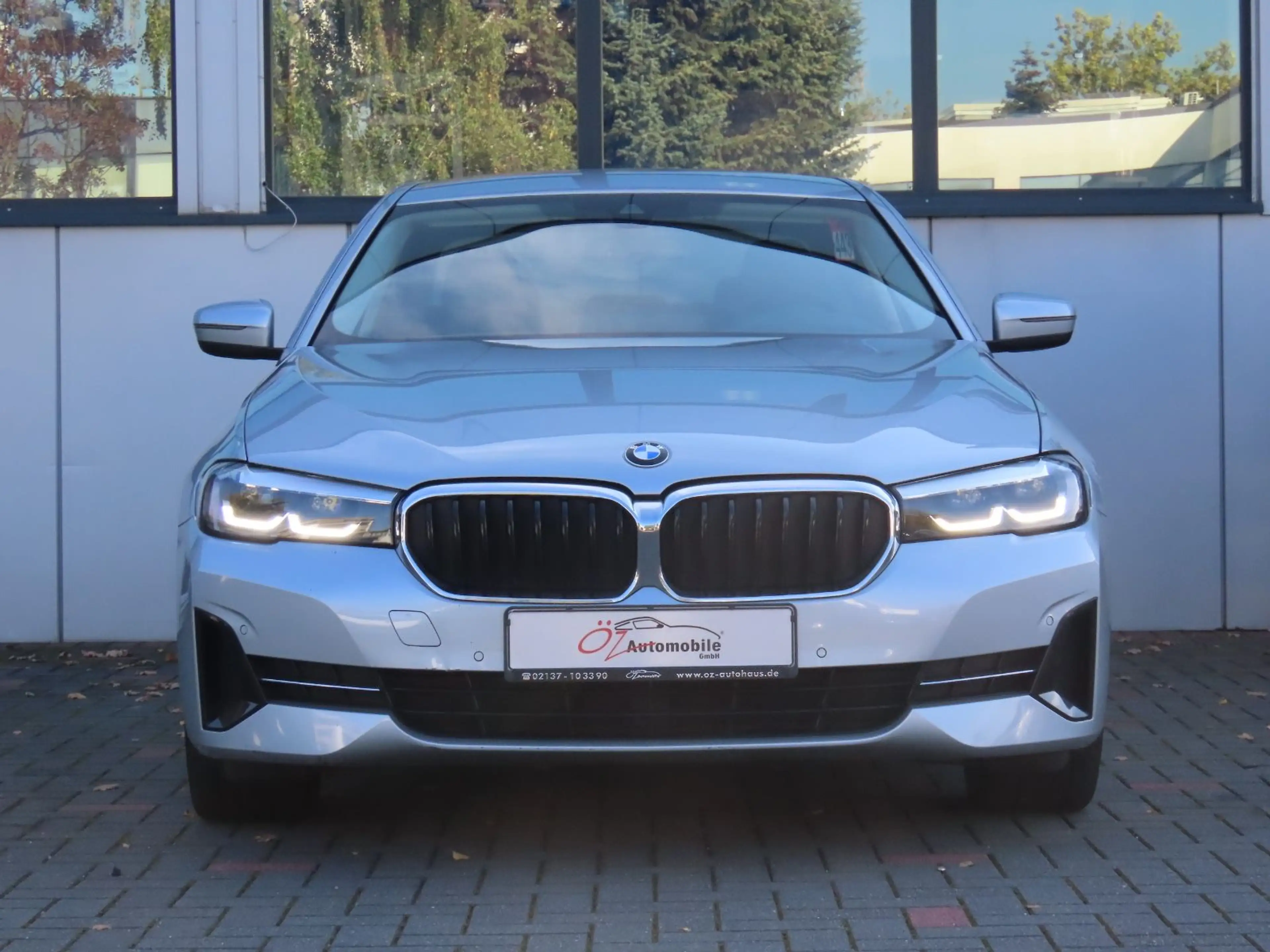 BMW 520 d xDrive Autom. Leder Ambiente Klimaauto. — photo 3
