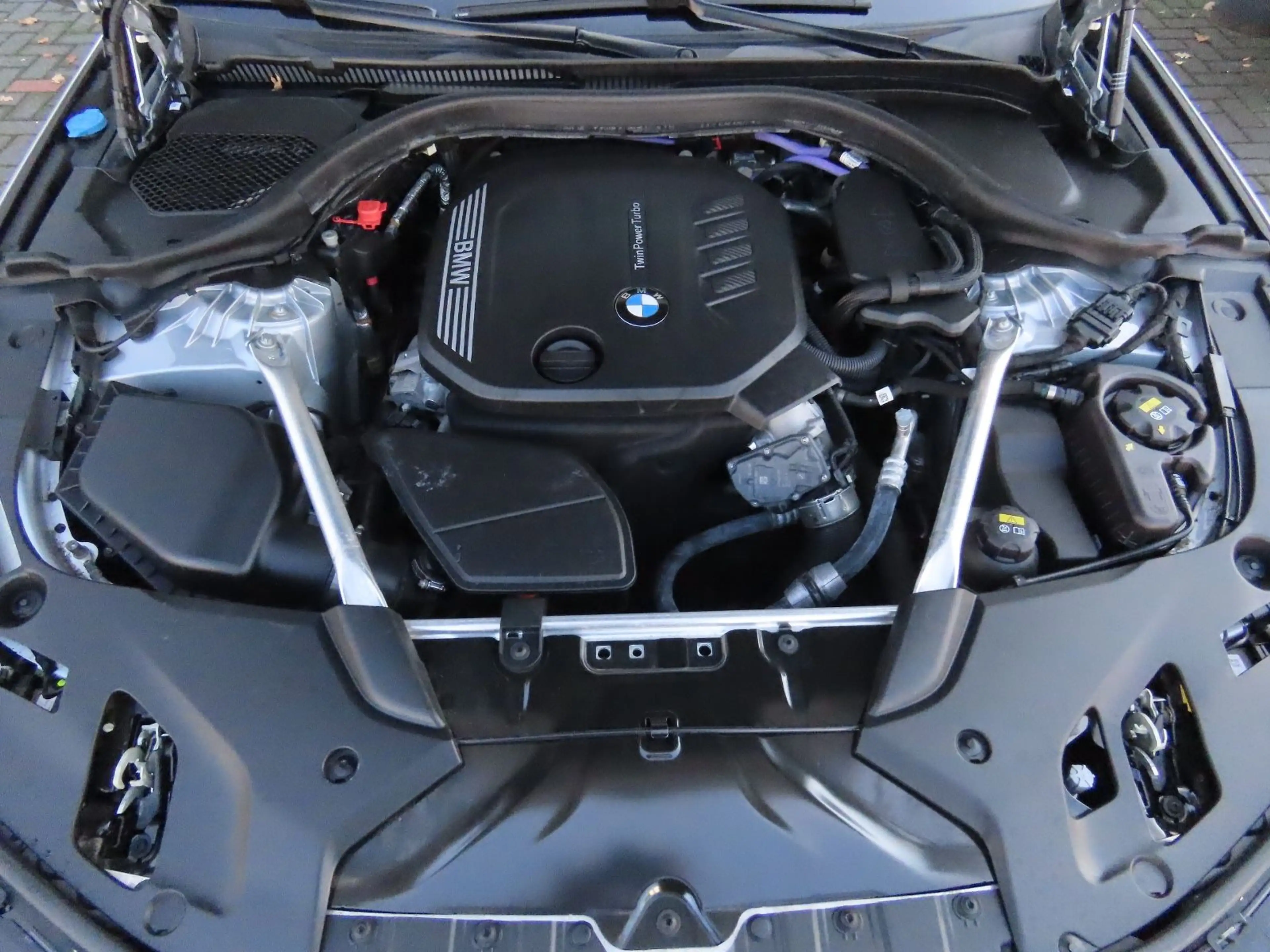 BMW 520 d xDrive Autom. Leder Ambiente Klimaauto. — photo 4