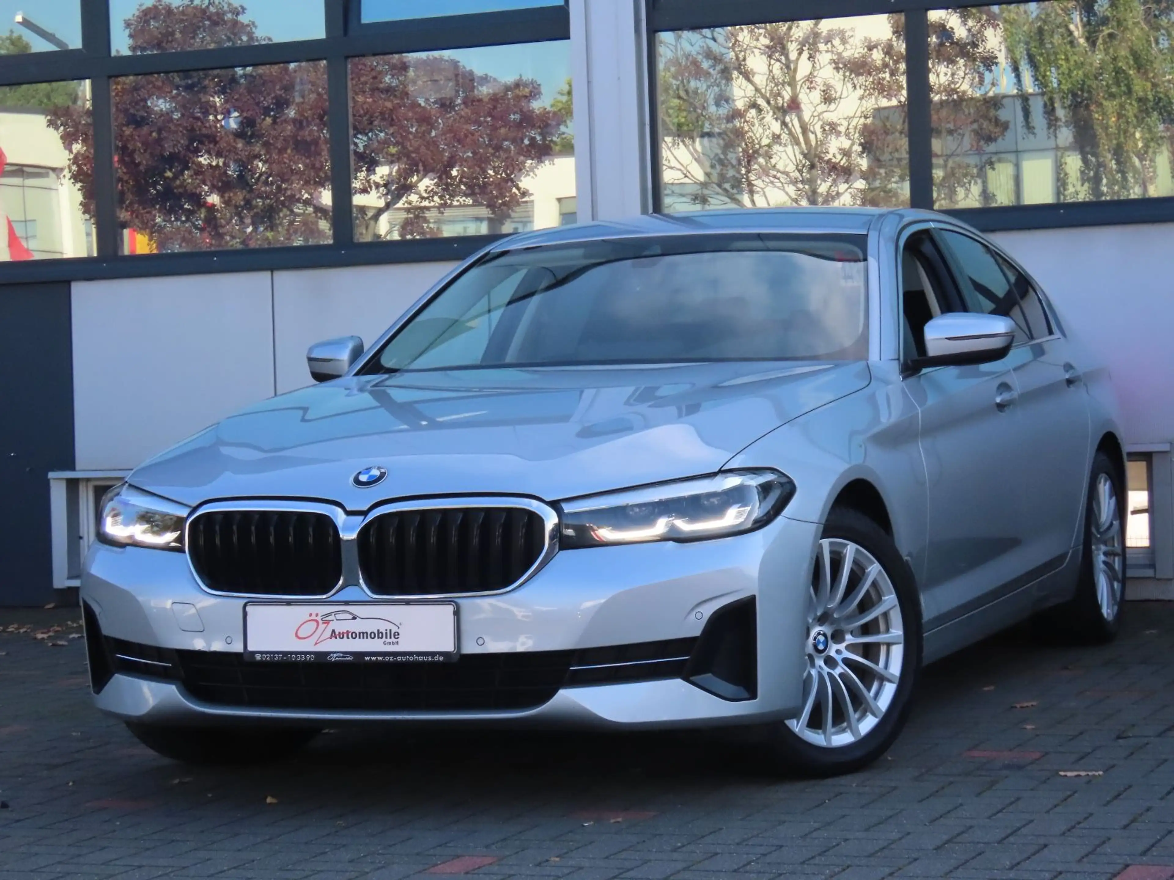 BMW 520 d xDrive Autom. Leder Ambiente Klimaauto. — photo 6