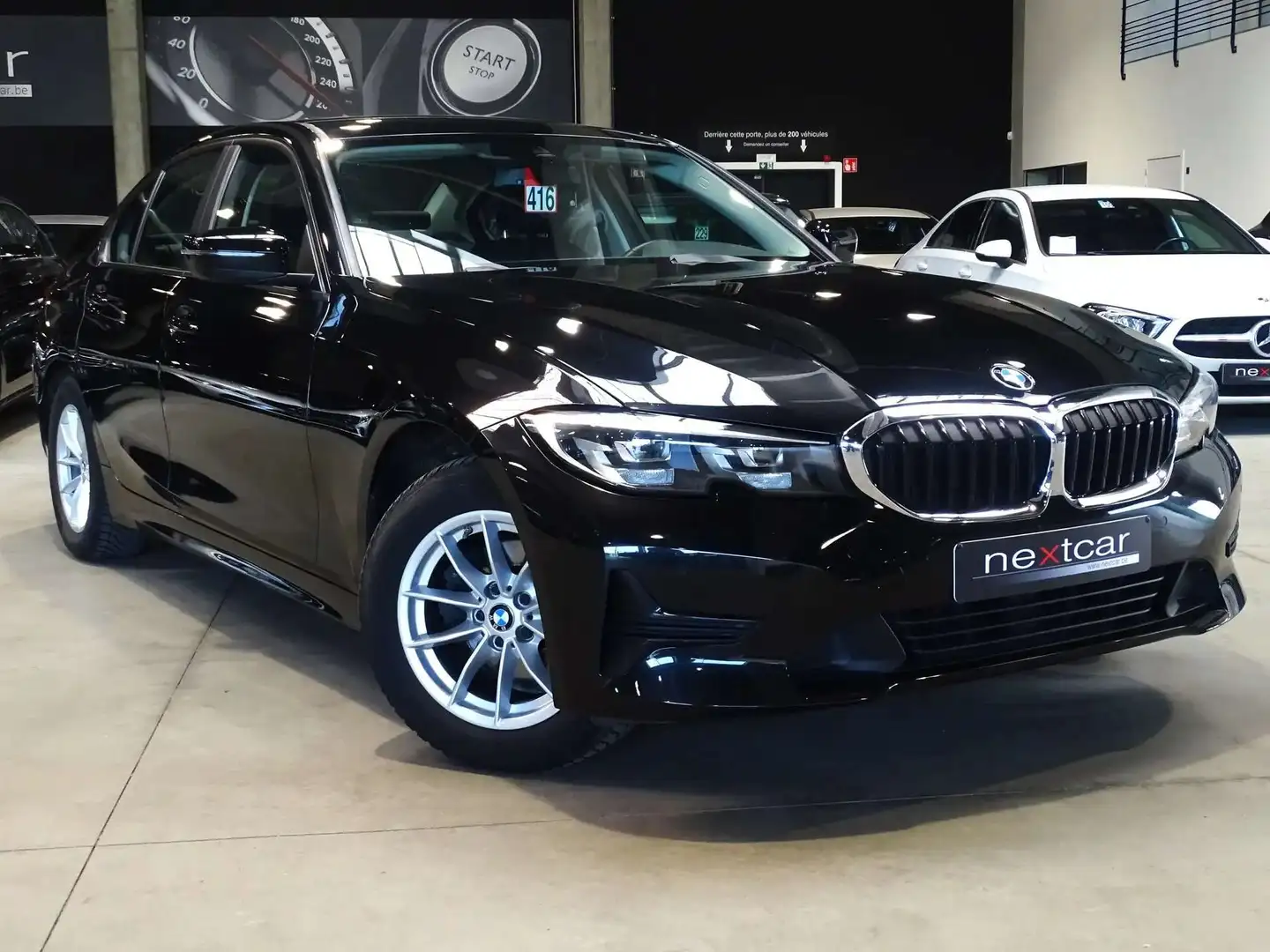 BMW 318 dA Berline G20 *CUIR-LED-NAVI-PARKING AV\u0026AR* Noir - 2