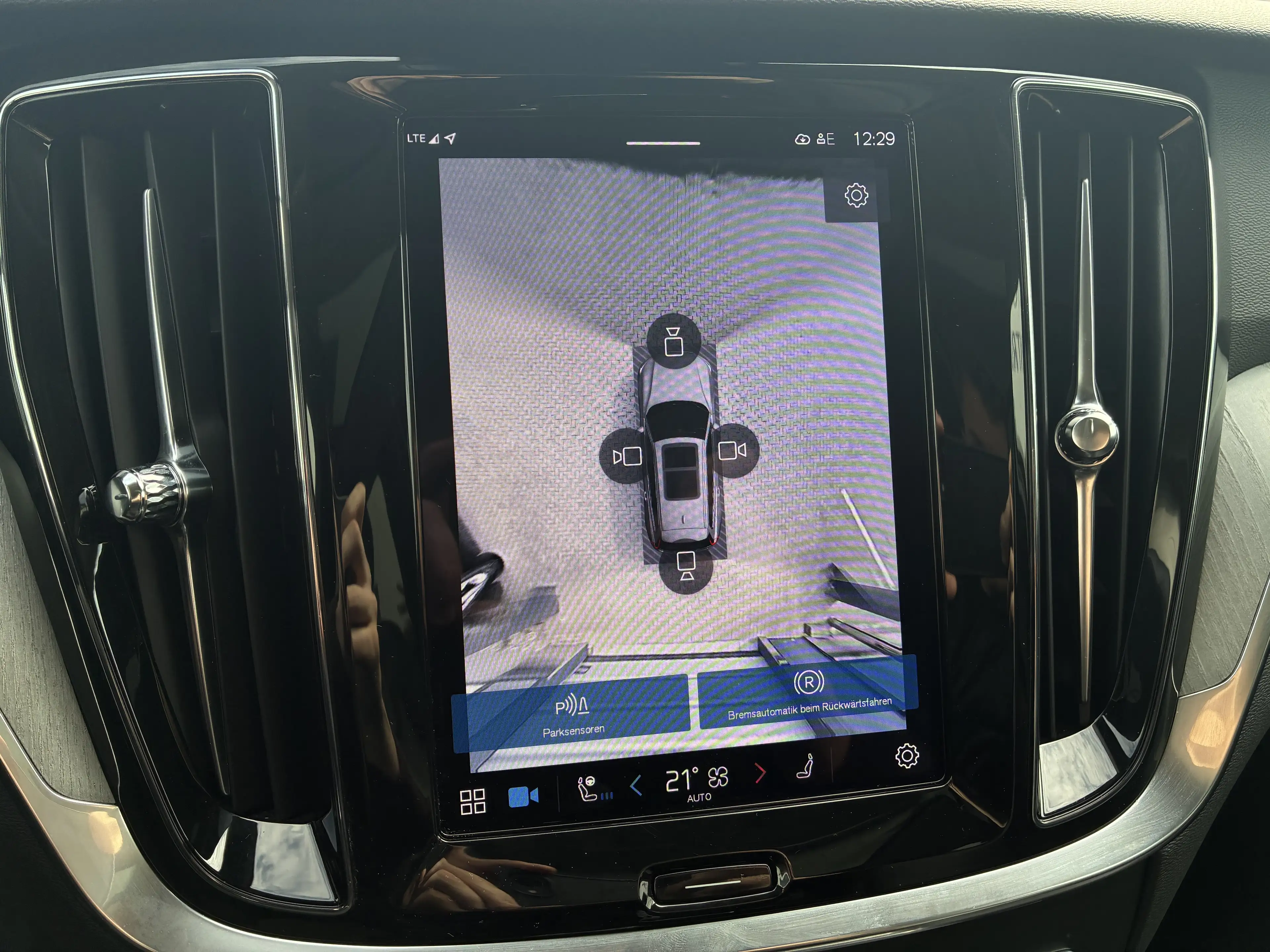 Volvo V90 Cross Country D4 AWD Pro LED 360° NAVI AHK — photo 14