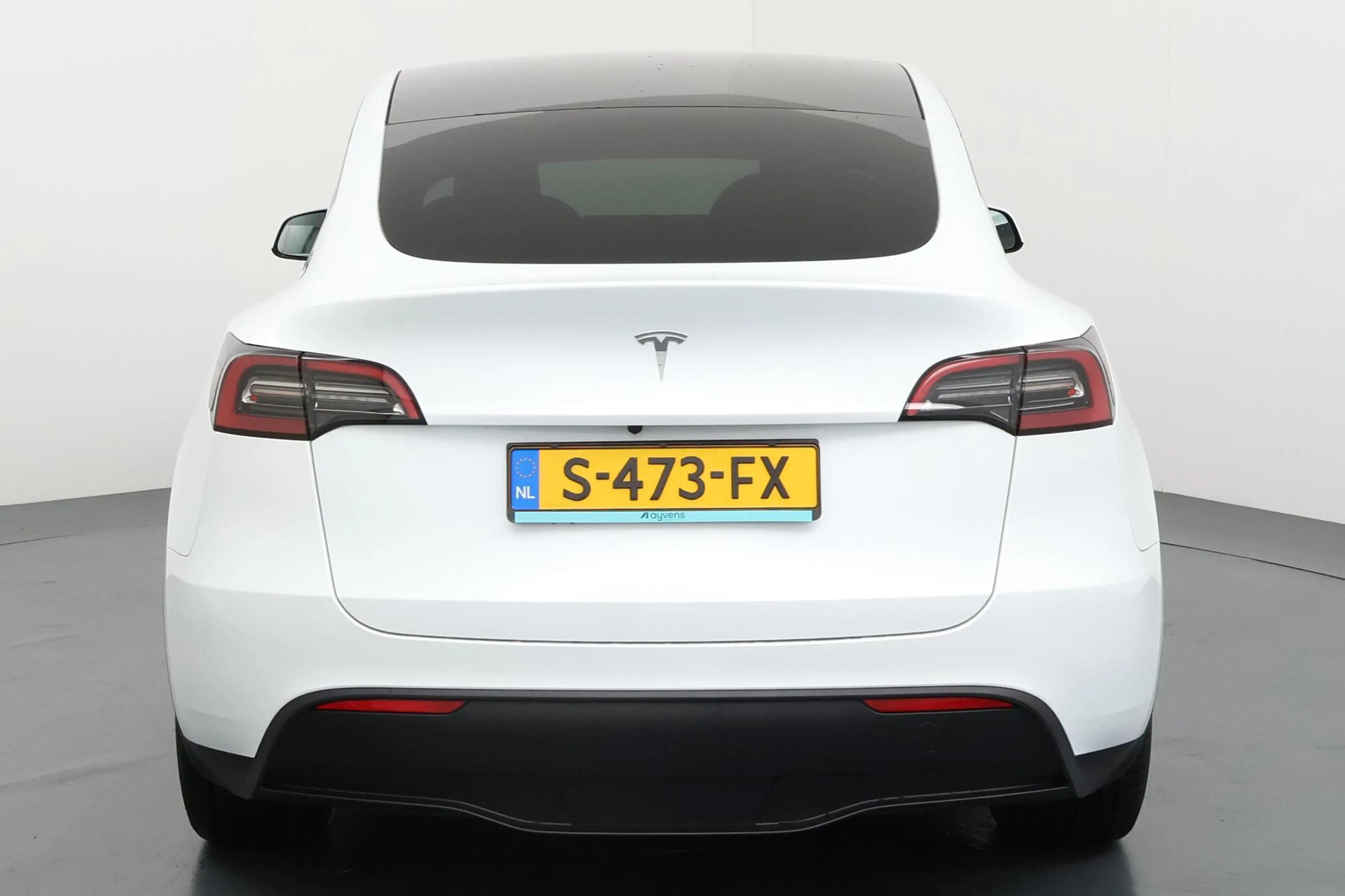 Tesla Model Y RWD 58 kWh - Sportieve Elektrische Crossover met W — photo 14