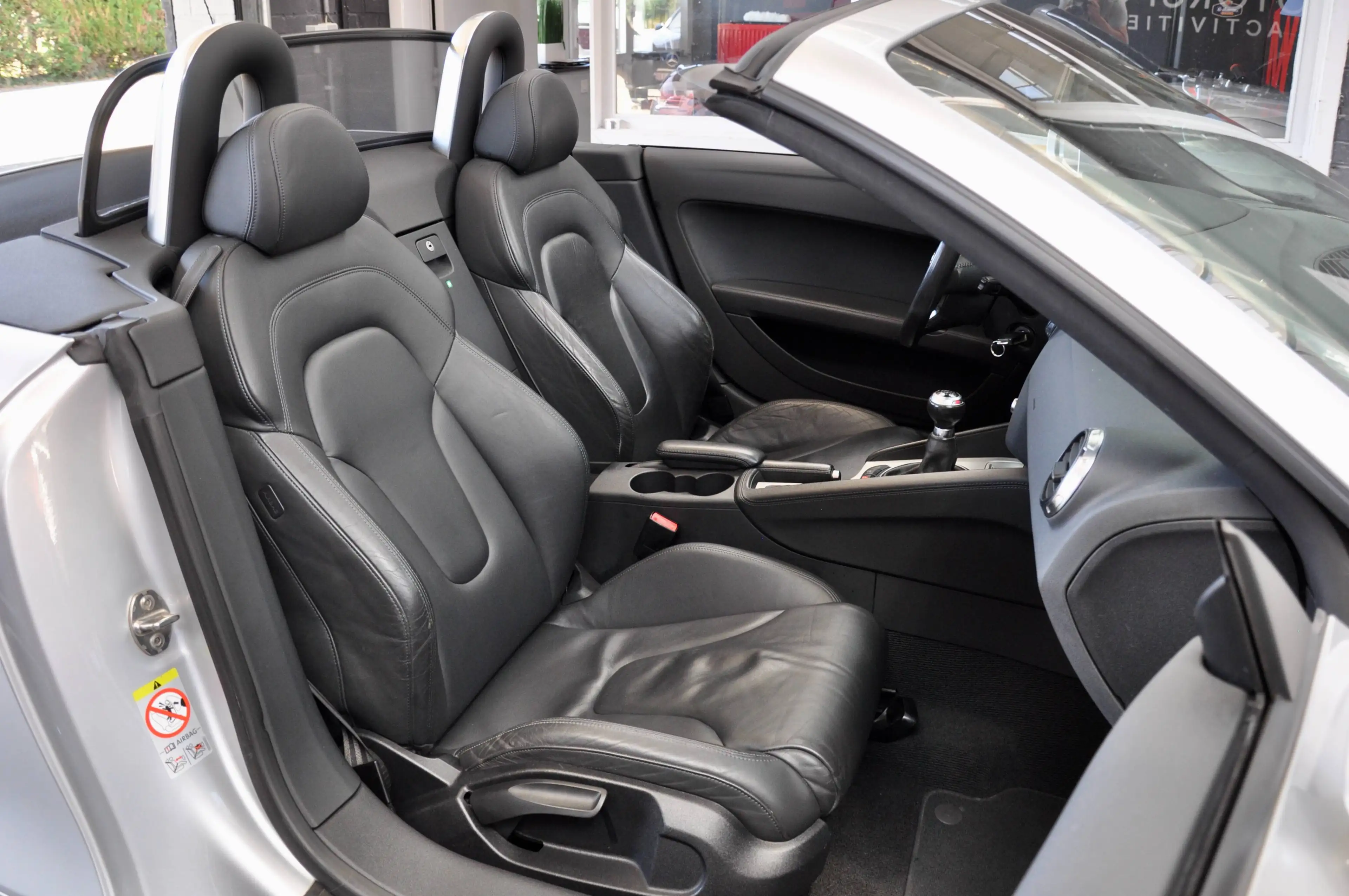 Audi TT Roadster 2.0 TFSI 200cv ** 83.000Kms Seulement ! ** — photo 8