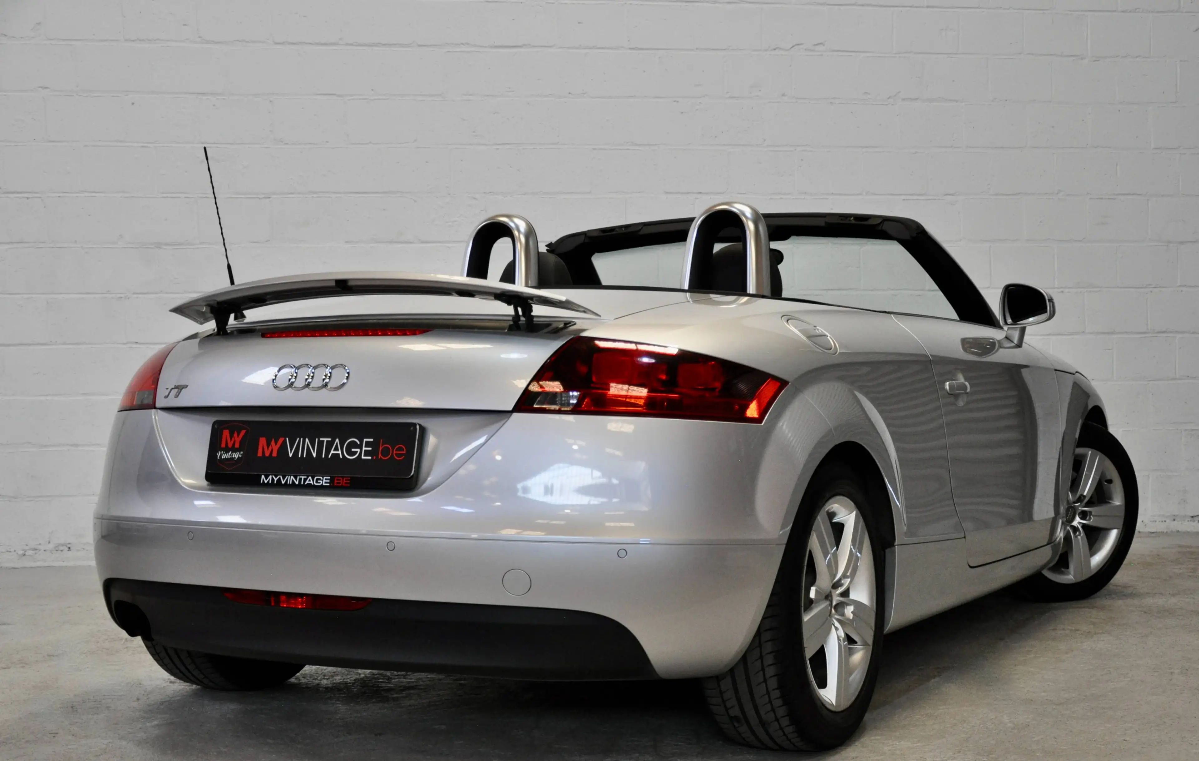 Audi TT Roadster 2.0 TFSI 200cv ** 83.000Kms Seulement ! ** — photo 2