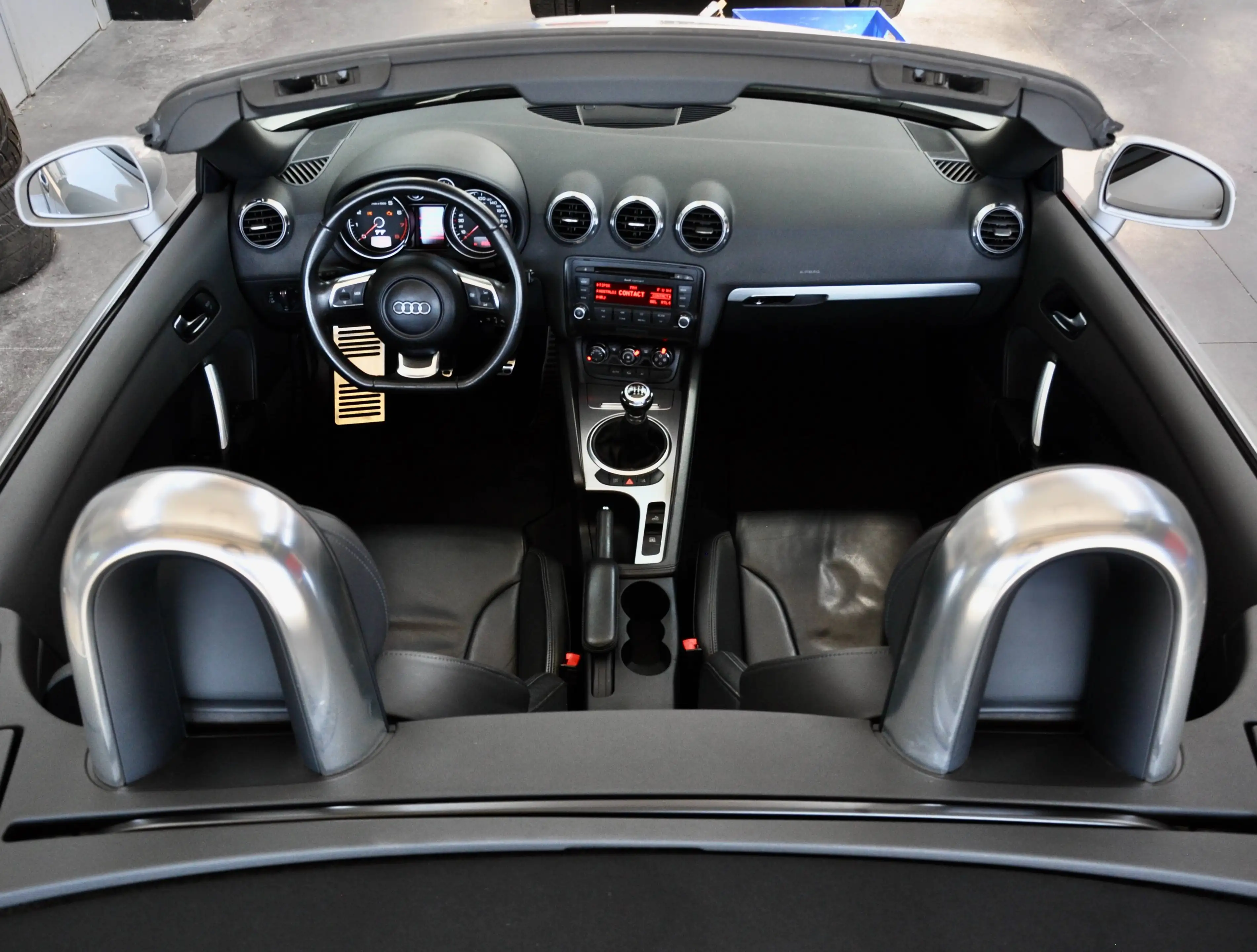 Audi TT Roadster 2.0 TFSI 200cv ** 83.000Kms Seulement ! ** — photo 9