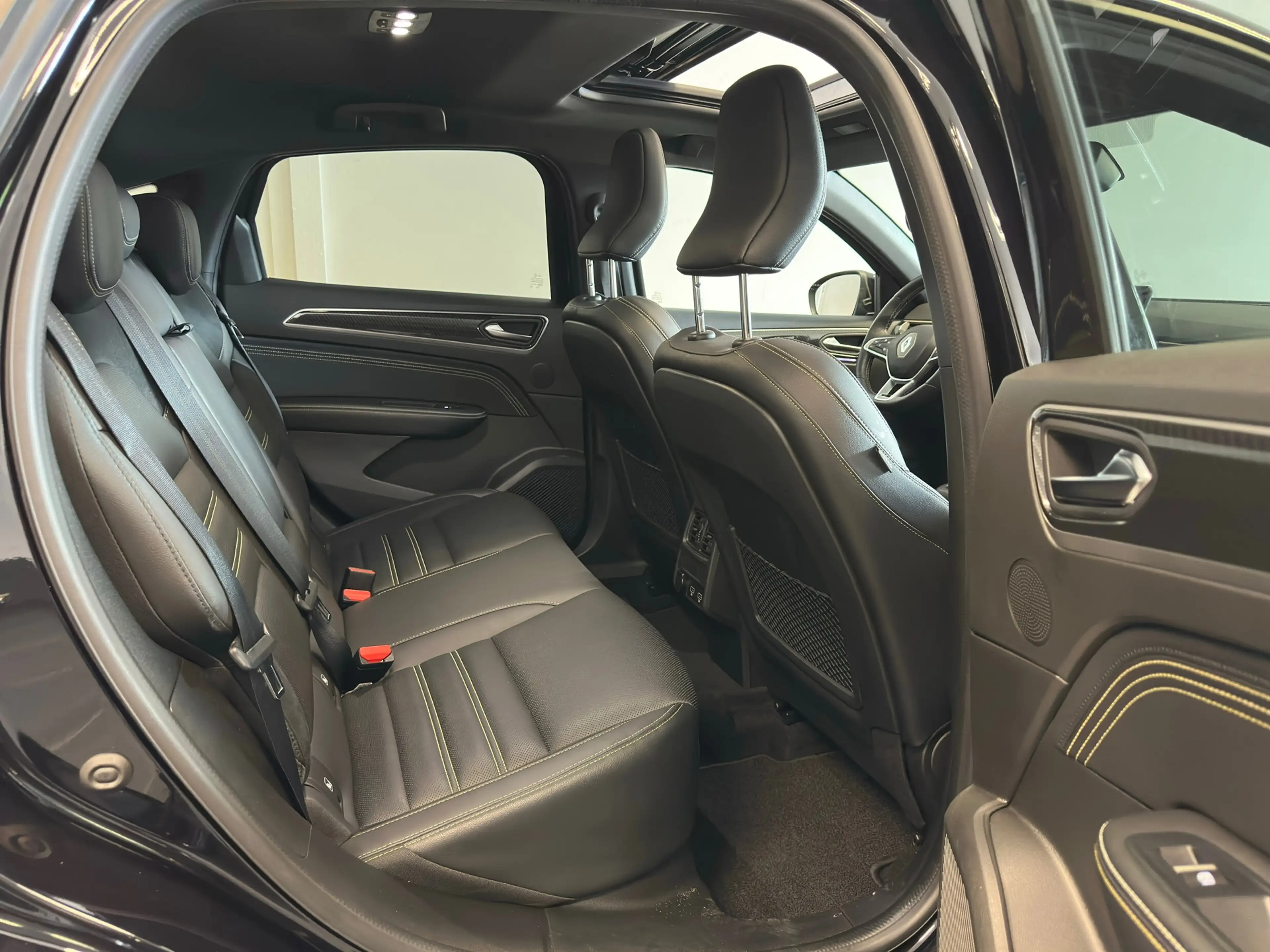 Renault Arkana 1.6 E-Tech hybrid 145 E-Tech engineered , full opt — photo 12