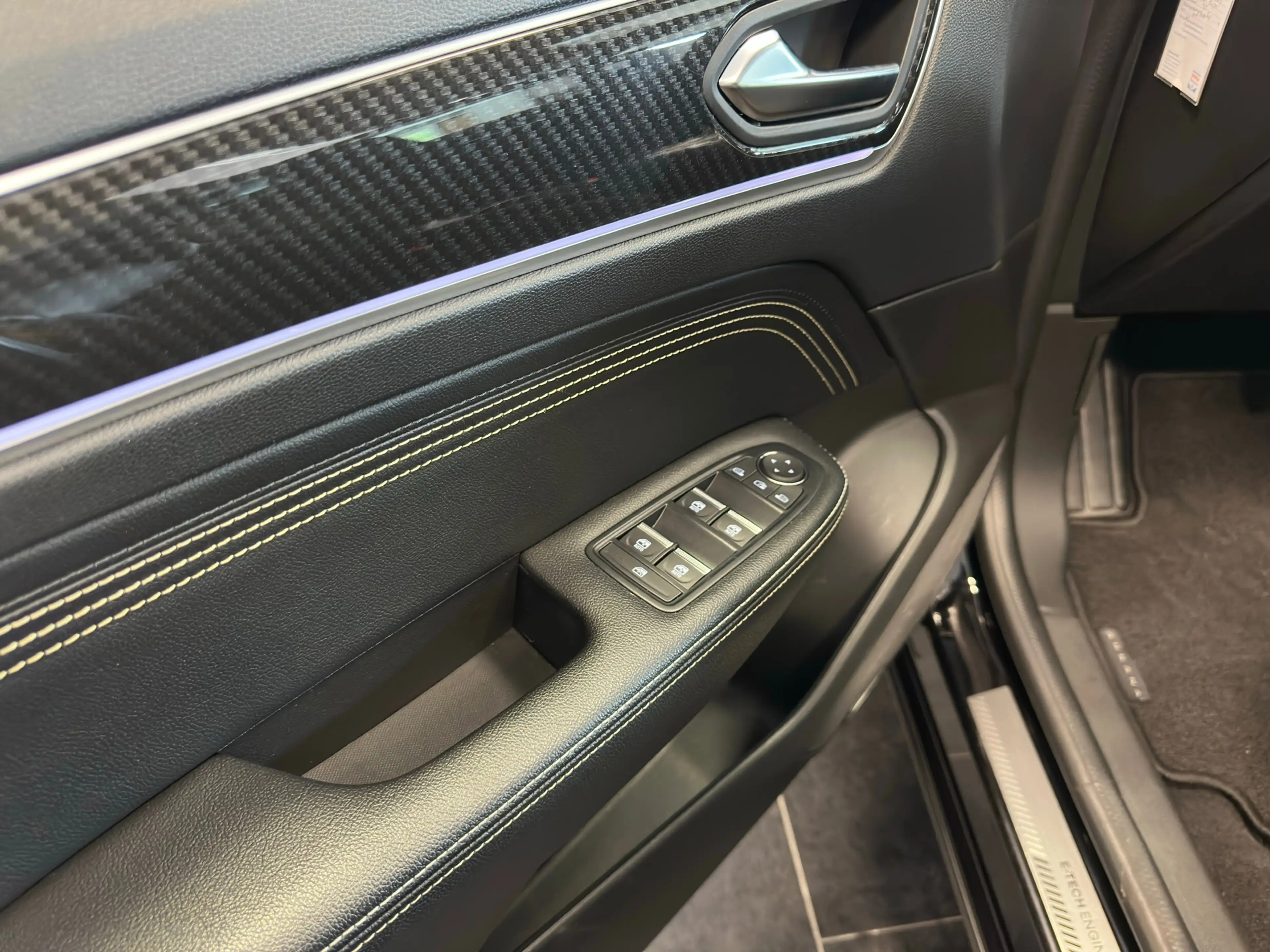 Renault Arkana 1.6 E-Tech hybrid 145 E-Tech engineered , full opt — photo 16