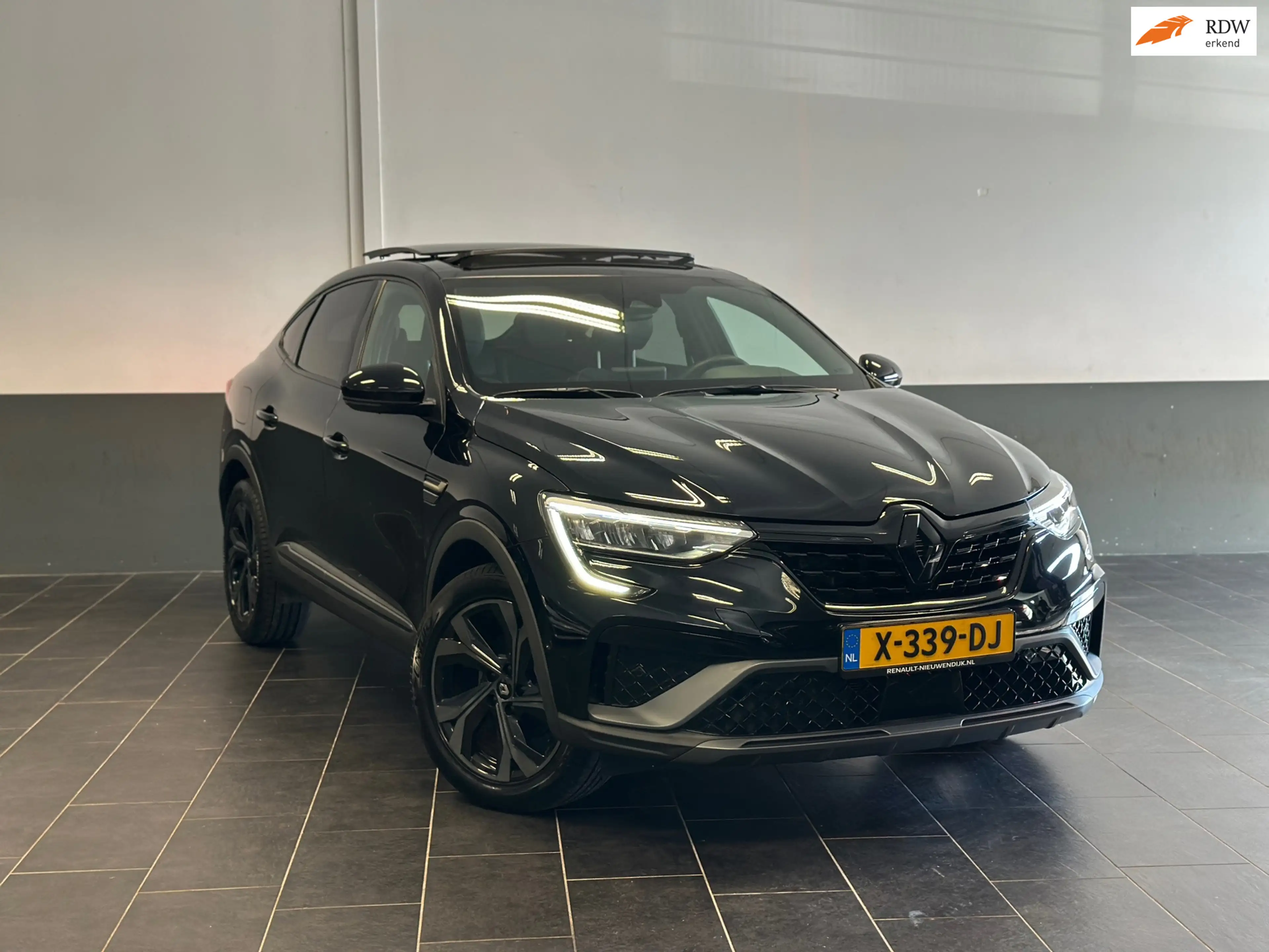 Renault Arkana 1.6 E-Tech hybrid 145 E-Tech engineered , full opt