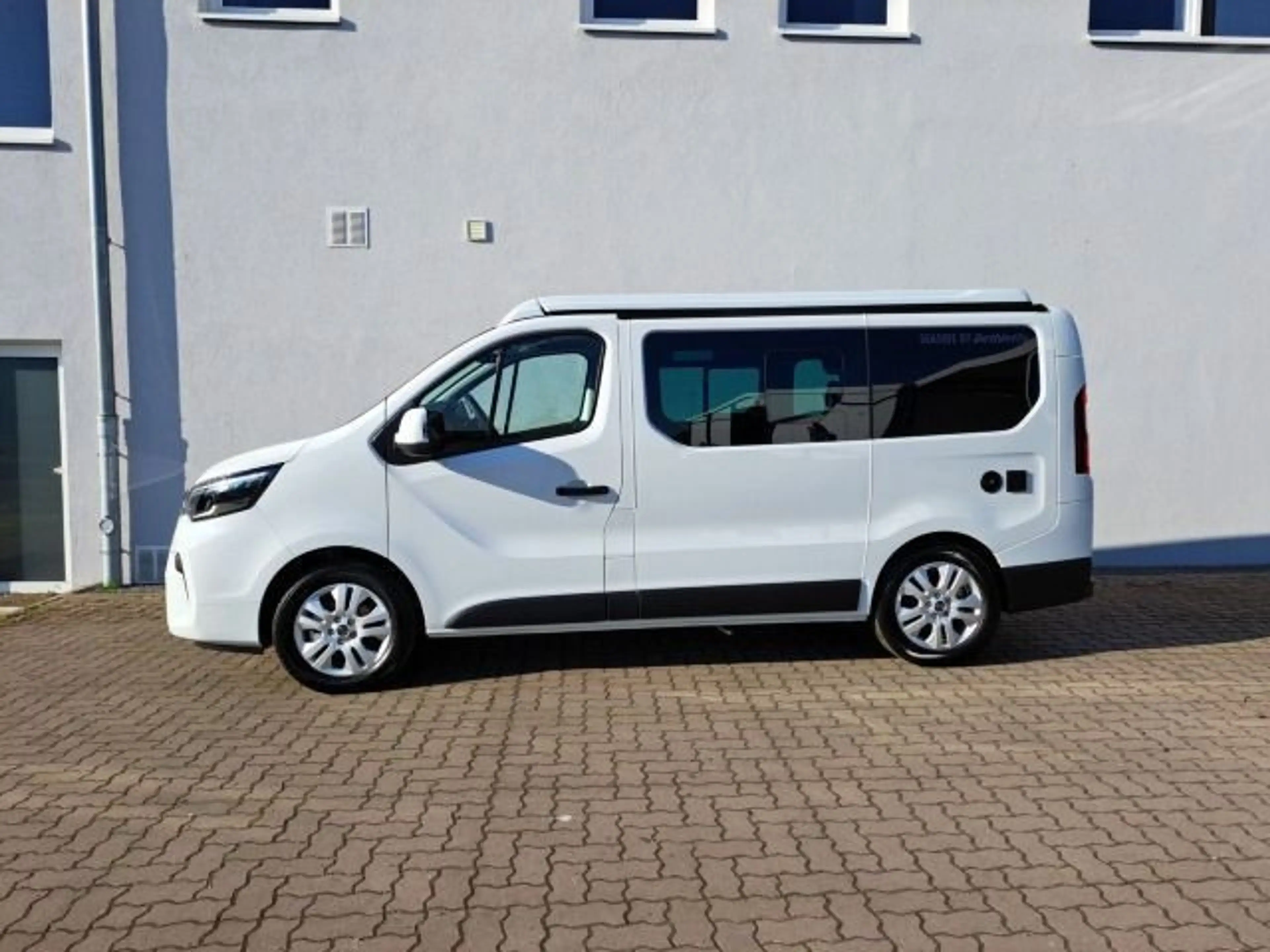 Nissan Primastar L1H1 170 PS Seaside by Dethleffs Campe — photo 5