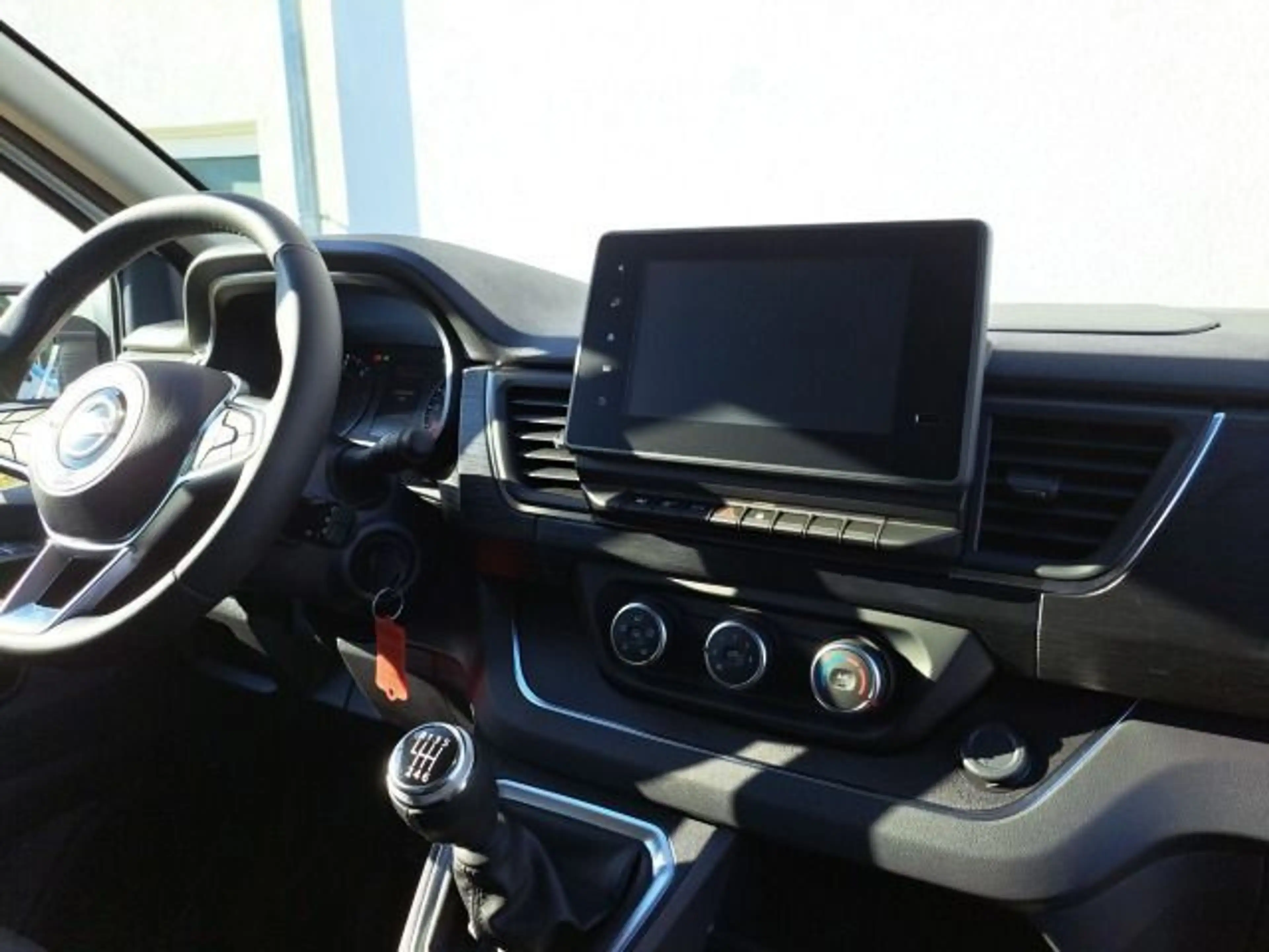 Nissan Primastar L1H1 170 PS Seaside by Dethleffs Campe — photo 13