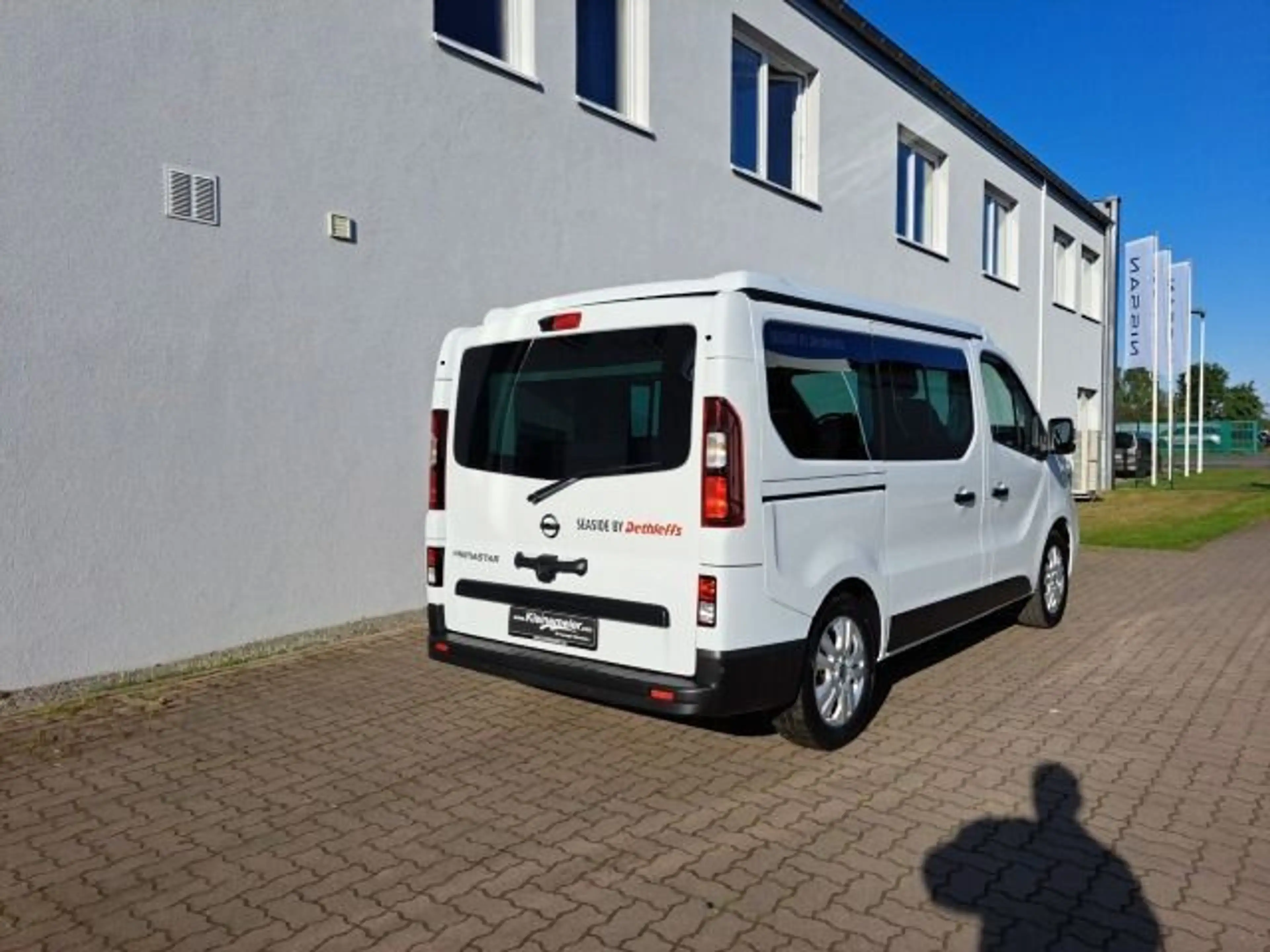 Nissan Primastar L1H1 170 PS Seaside by Dethleffs Campe — photo 4