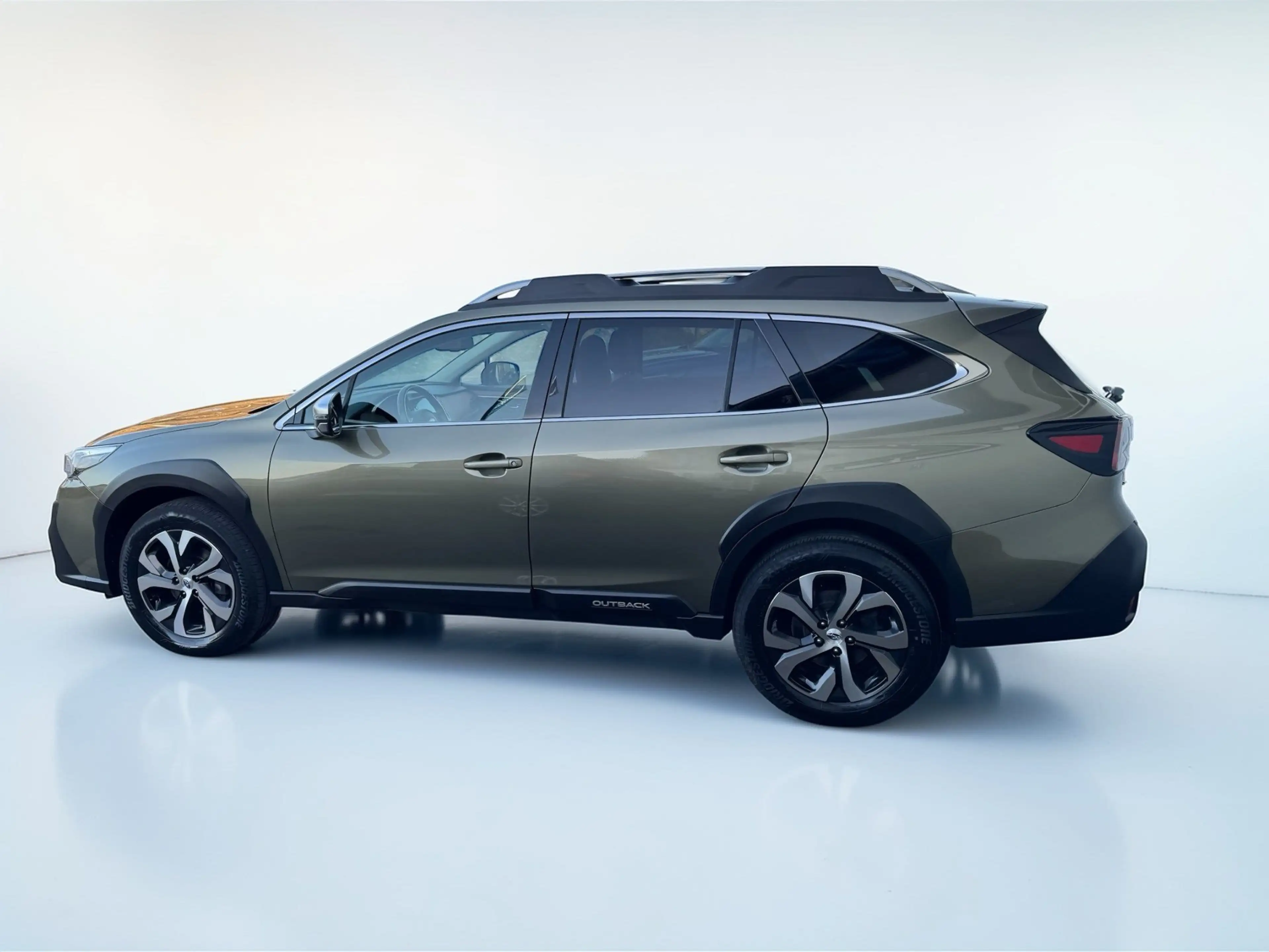 Subaru OUTBACK Platinum — photo 6