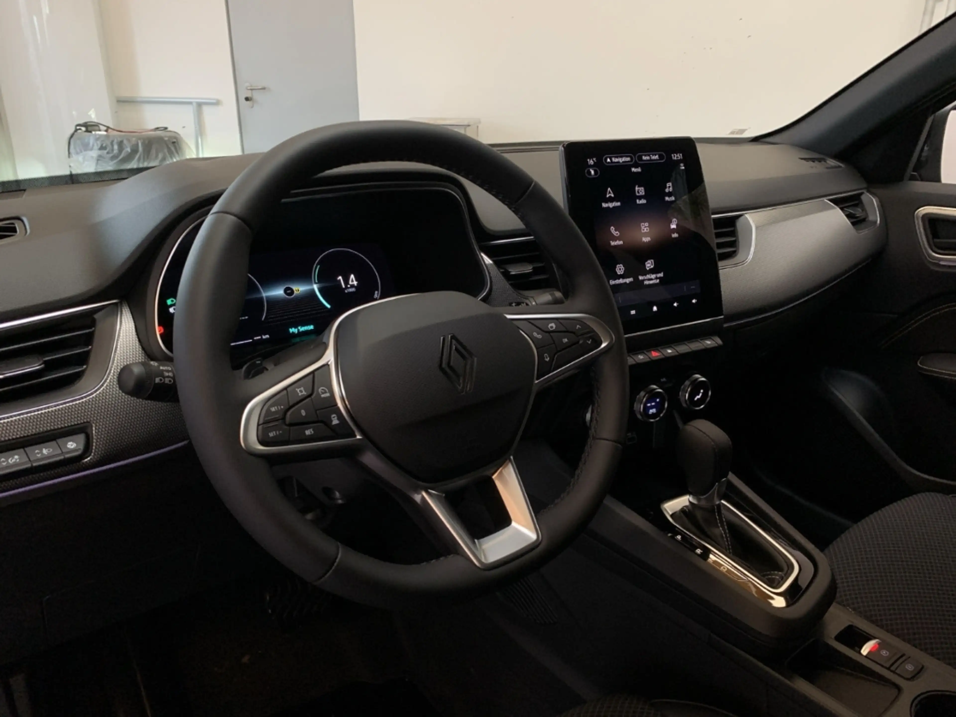 Renault Arkana TECHNO MILD HYBRID 140 EDC Techno KLIMA+VOLL-LED — photo 10