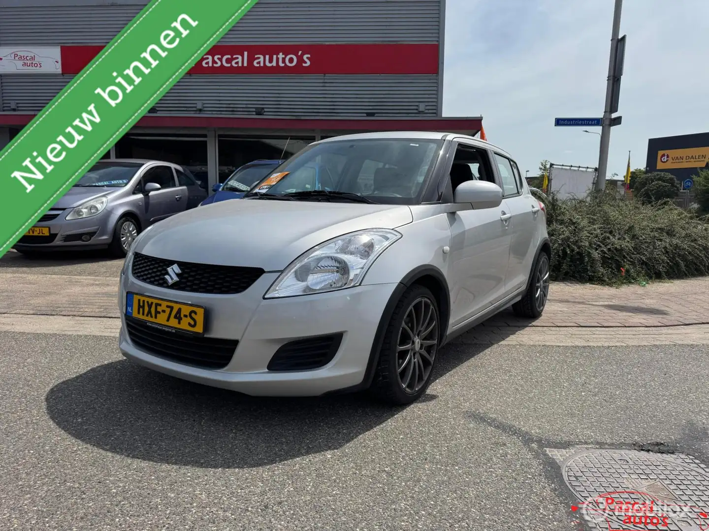 Suzuki Swift 1.2 Bandit EASSS lm velgen airco Gris - 1